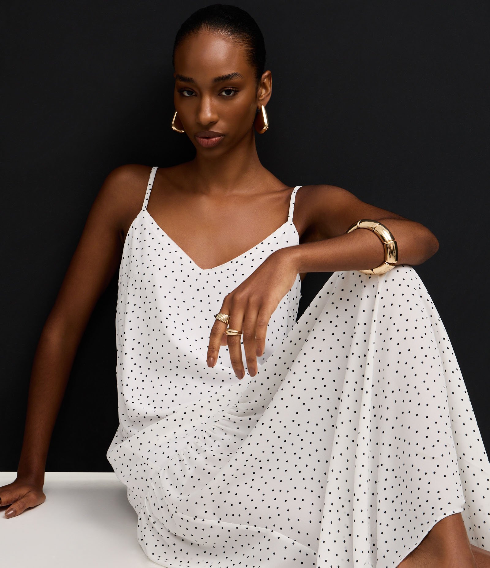 Vestido Evasê Longo em Crepe com Estampa Poá Branco 5