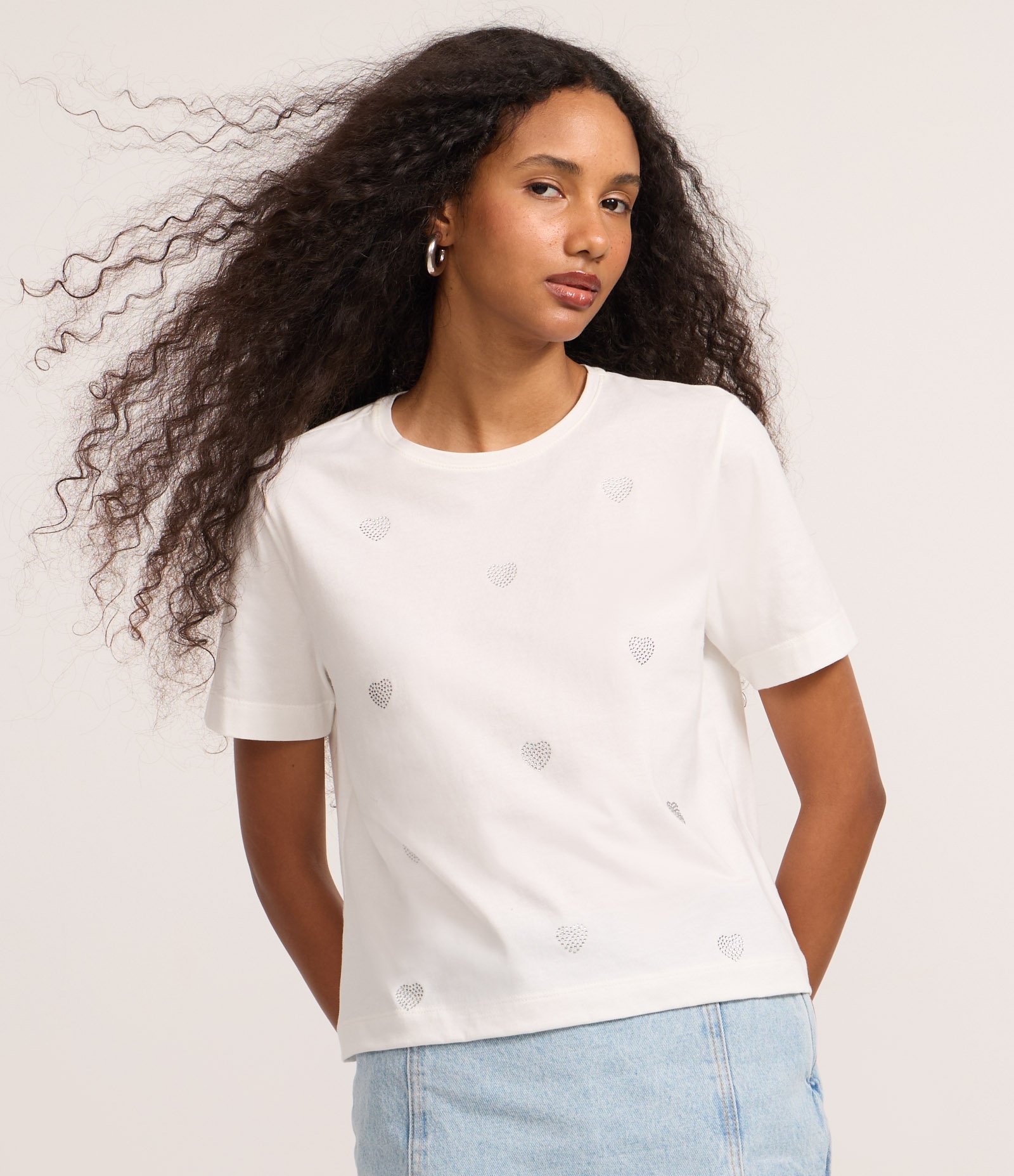 Camiseta New T-Shirt em Algodão com Corações Branco 1