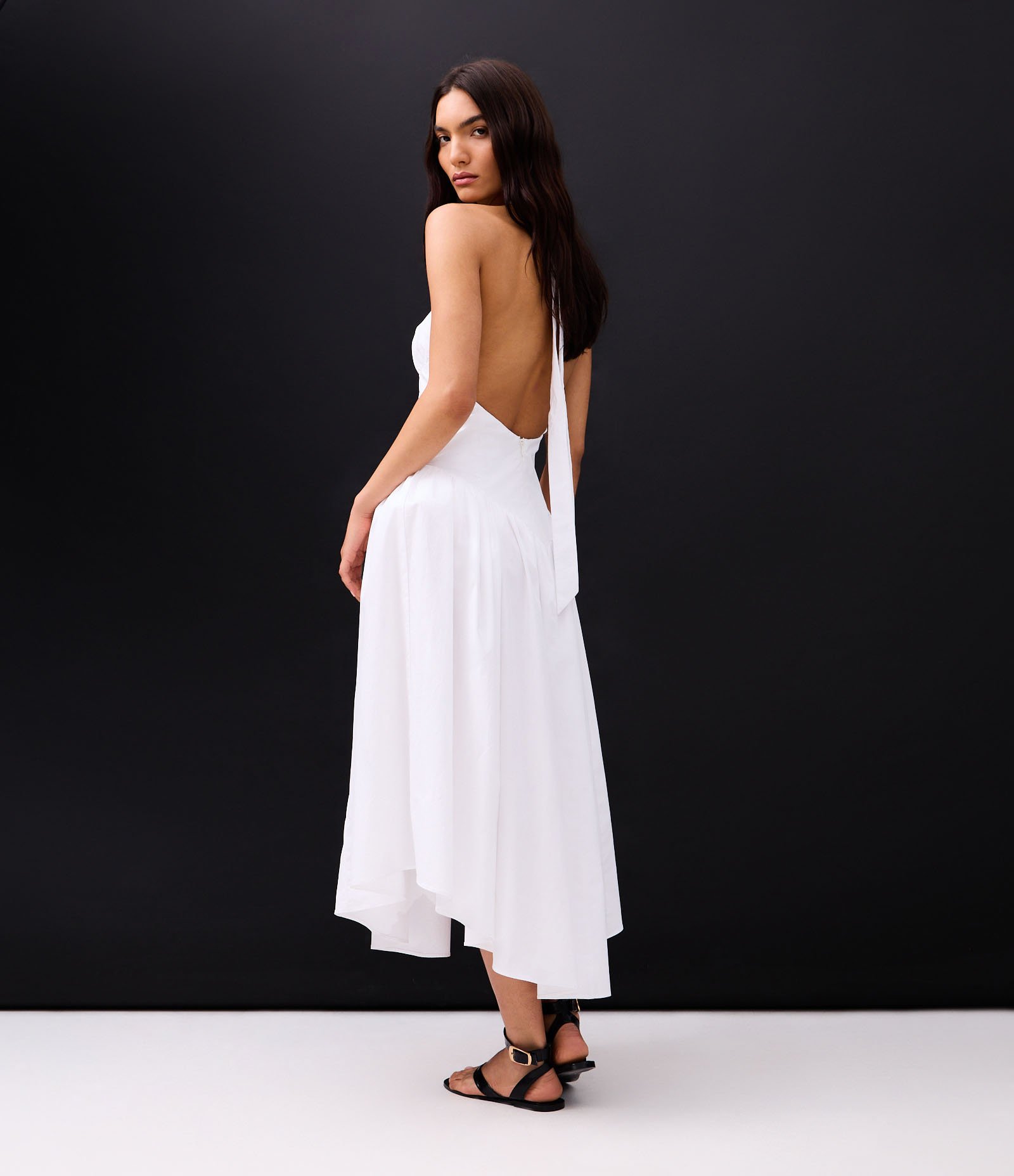 Vestido Evasê em Tricoline com Decote Cruzado e Saia Rodada Branco 8