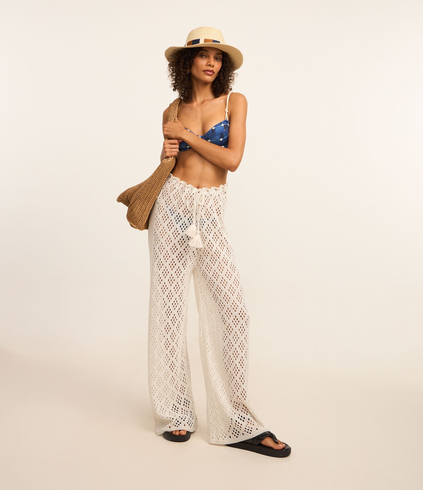 Saída de Praia Calça em Crochê com Amarração e Tassel Branco 1