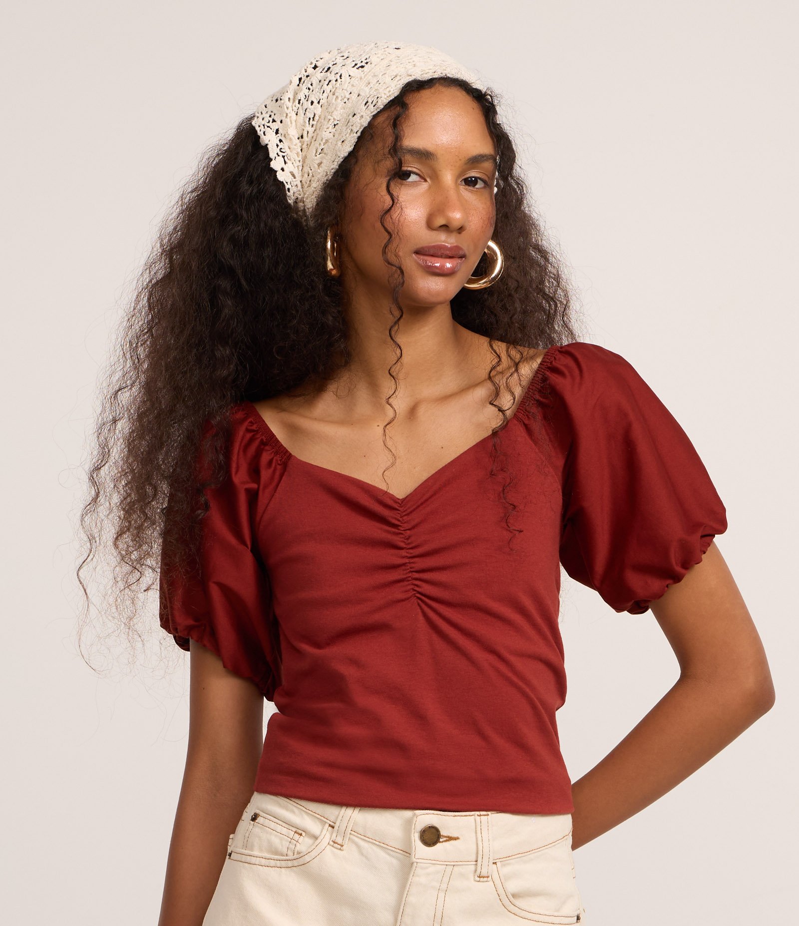 Blusa em Tricoline com Franzidinho no Busto Vermelho 1