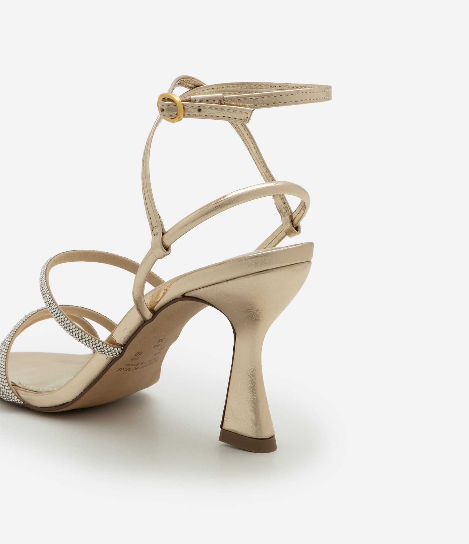Sandália com Tiras Finas de Strass e Bico Fino Dourado 5