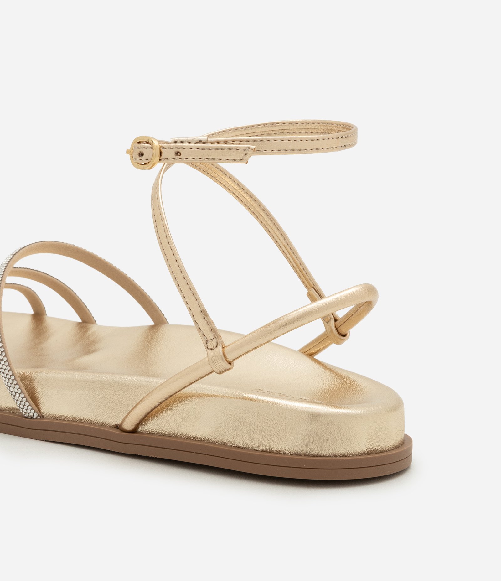 Sandália Rasteira Sport Sandal com Tiras de Brilho Dourado 4