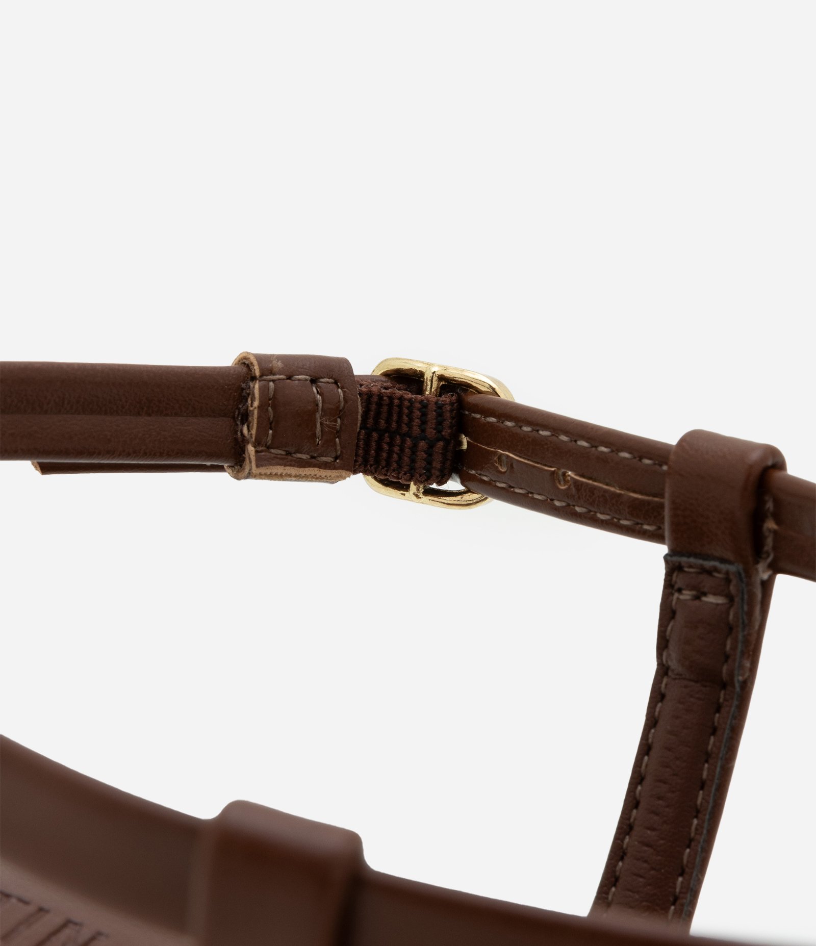 Sandália de Bico Redondo em PU com Tiras e Salto Alto Marrom 4