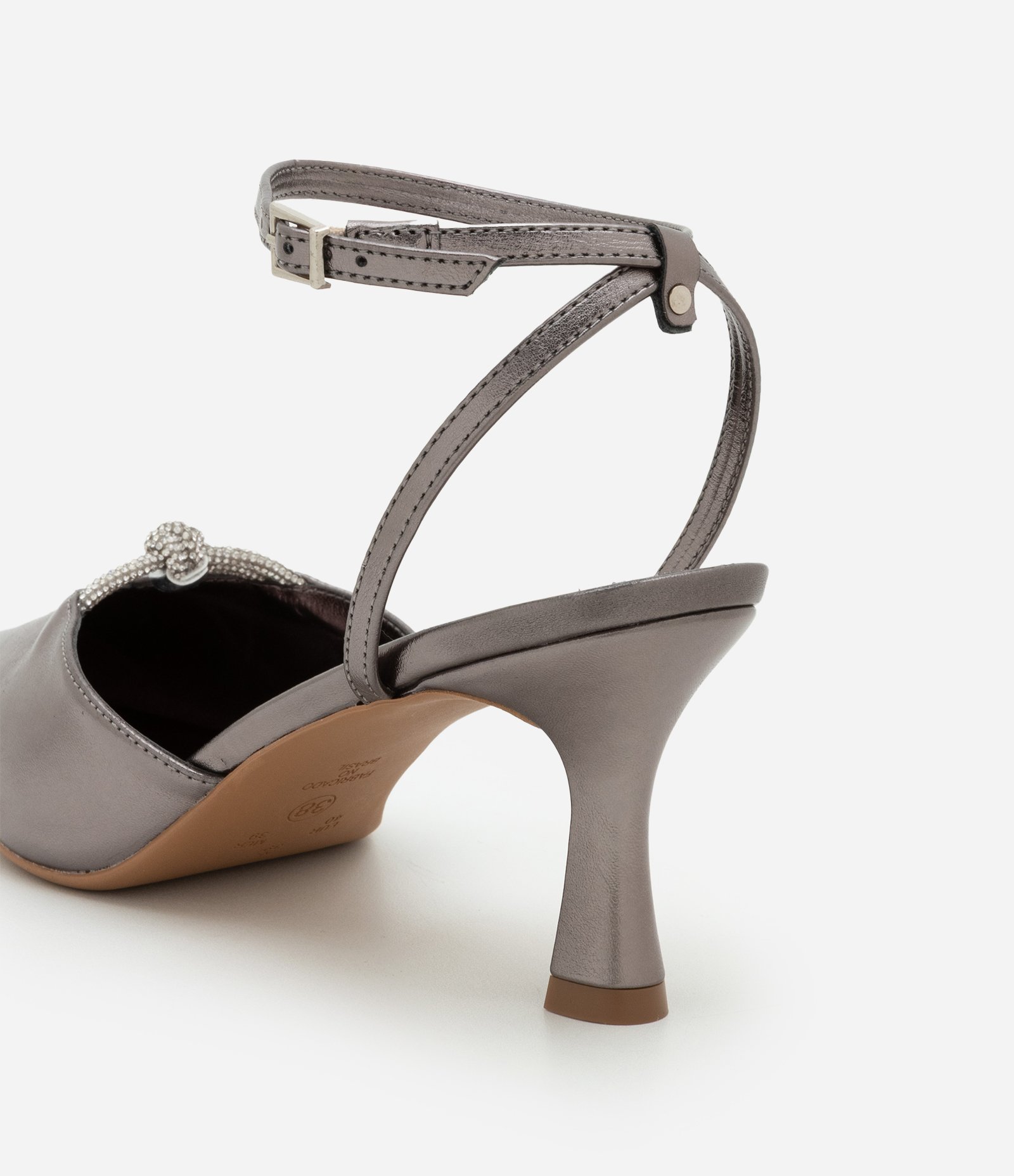 Sapato Scarpin com Detalhe de Nó em Strass Prata Envelhecido 4