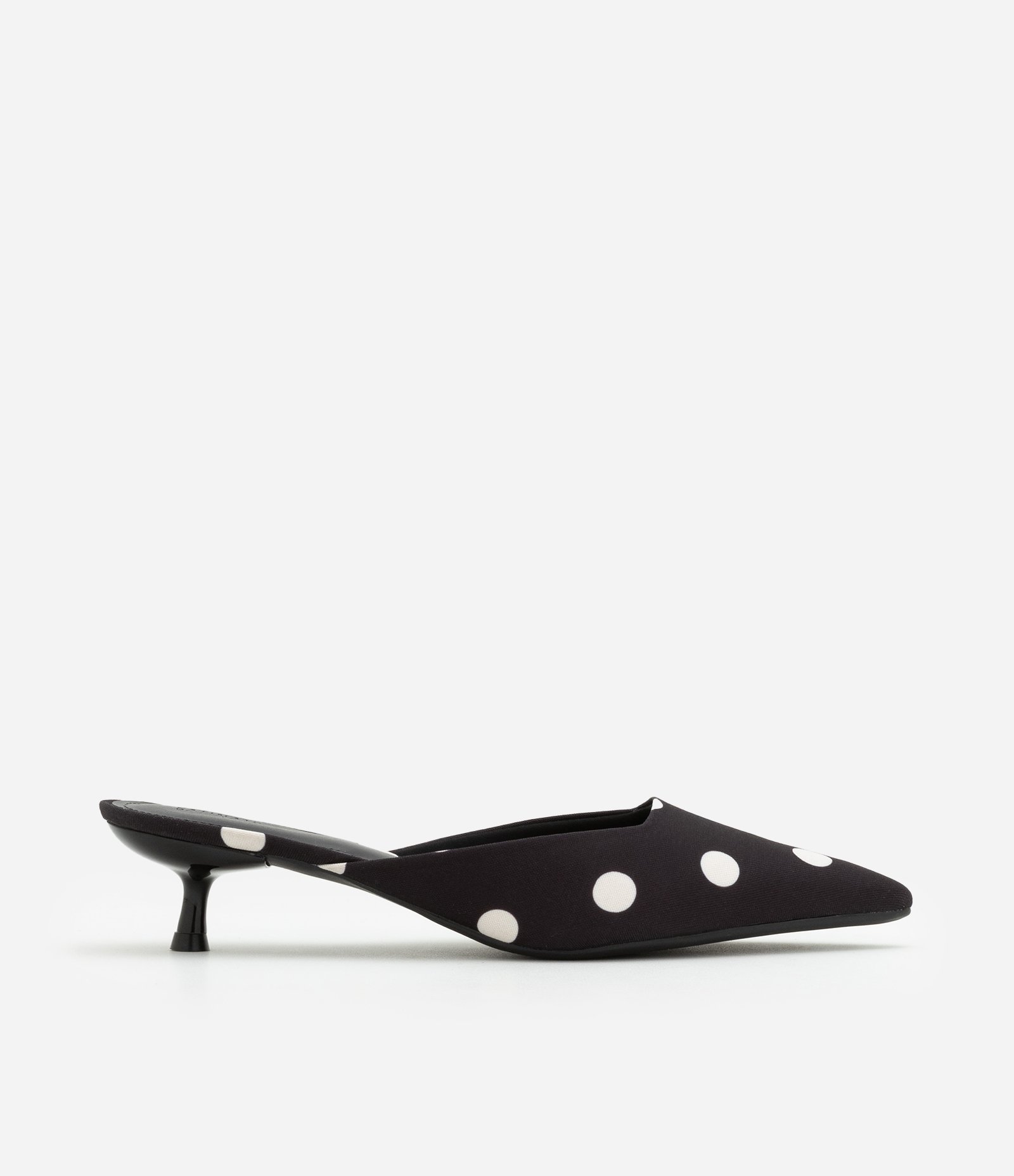 Sapato Mule com Estampa Poá Preto 1