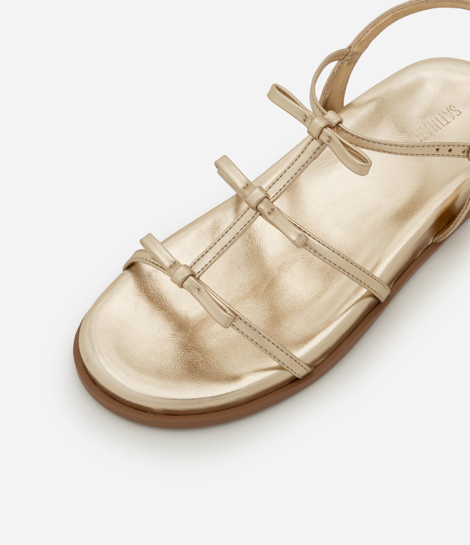 Sandália Rasteira com Tiras Finas com Lacinhos Aplicados Dourado 7