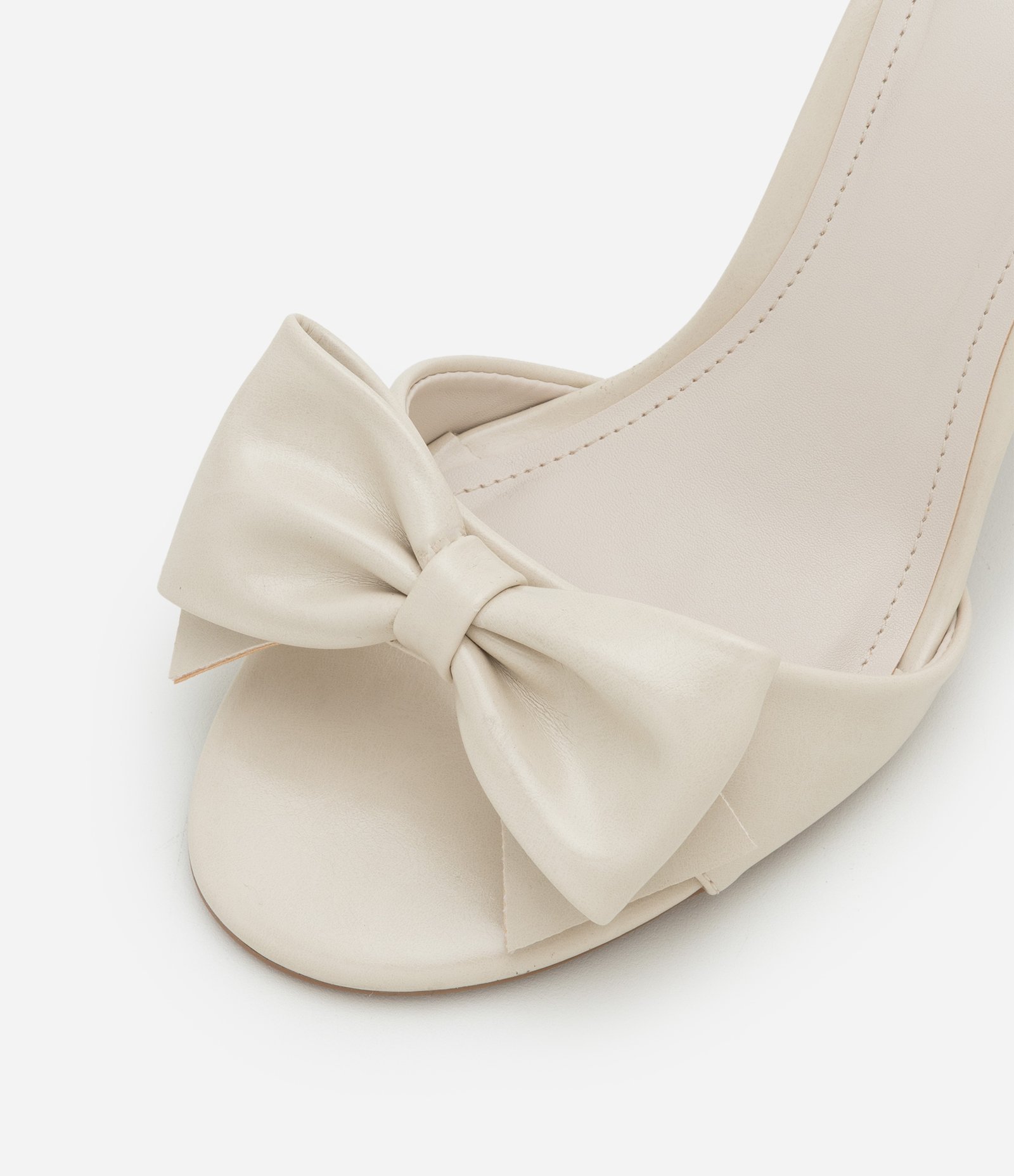 Sandália com Maxi Laço e Salto Cone Off White 5