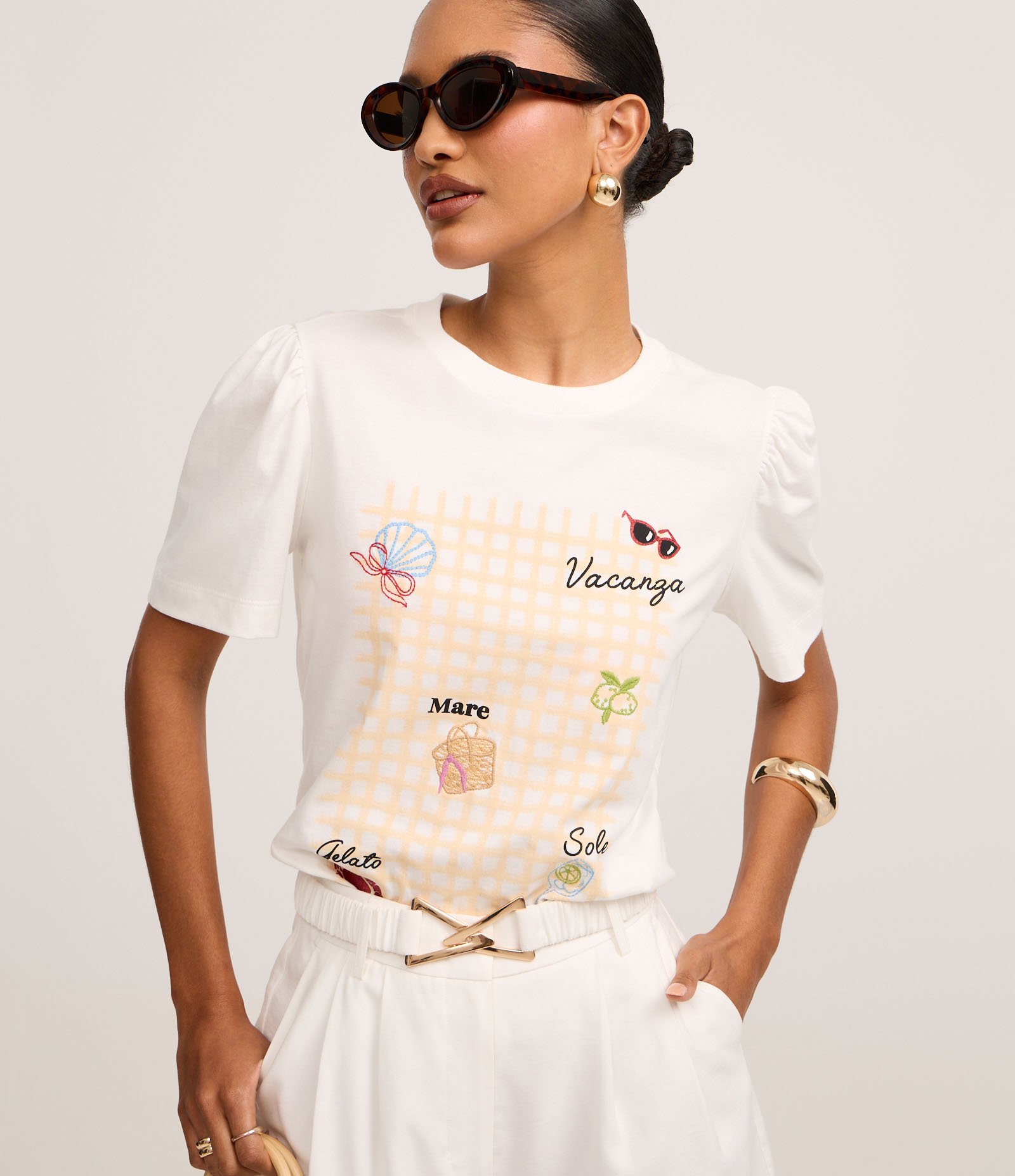 Blusa em Algodão com Estampa Xadrez e Bordados Tropicais Branco 1