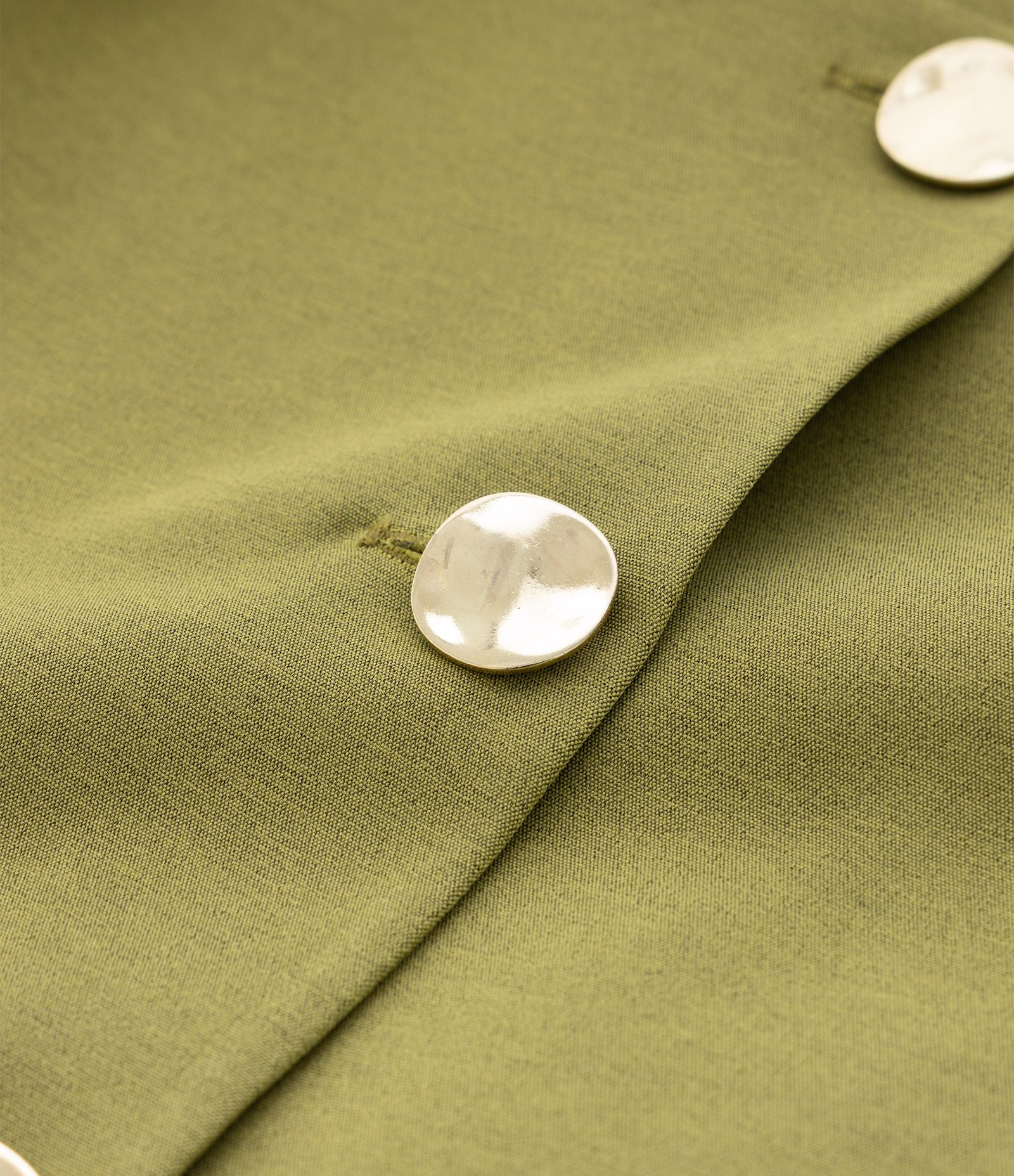 Blusa Regata Alfaiatada com Botões Curve & Plus Size Verde 7