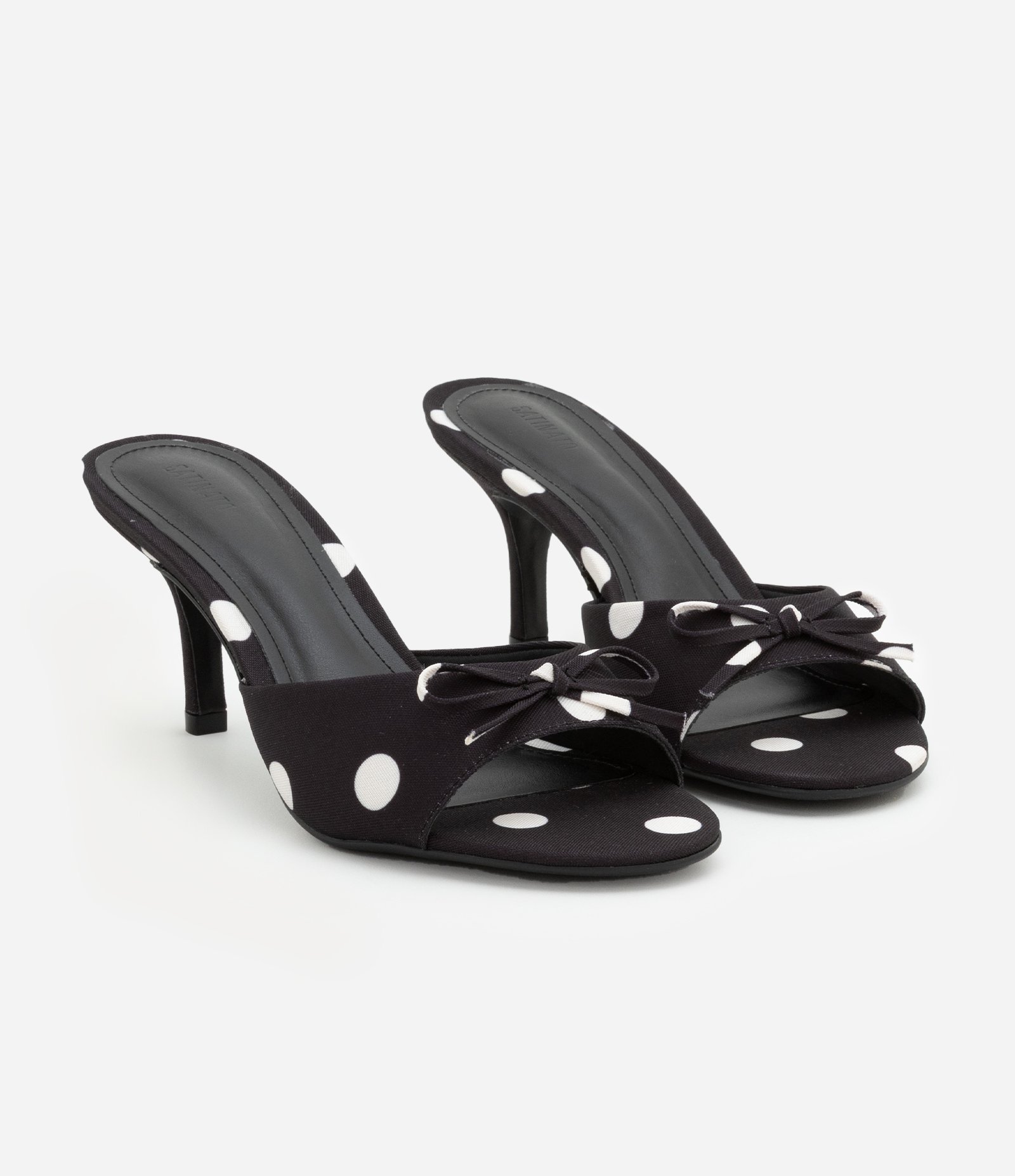 Sandália Mule com Lacinho e Estampa Poá Preto 2