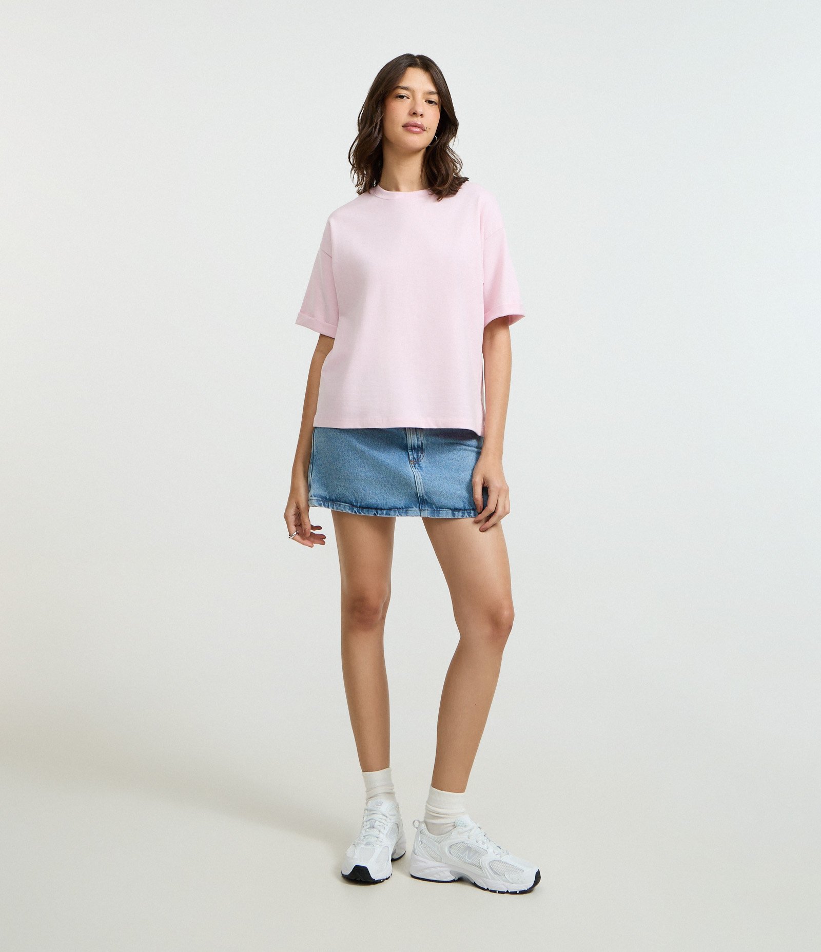Camiseta Oversized em Algodão com Manga Dobrada Rosa 2