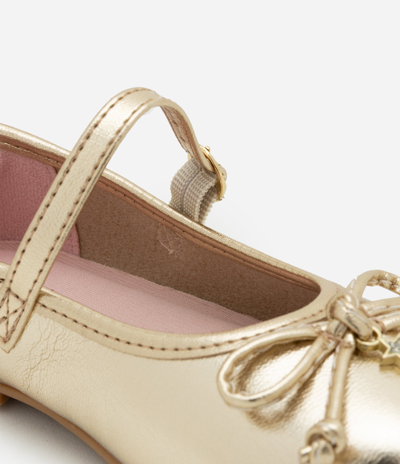 Sapatilha Infantil em PU com Lacinho - Tam 20 ao 25 Dourado 4