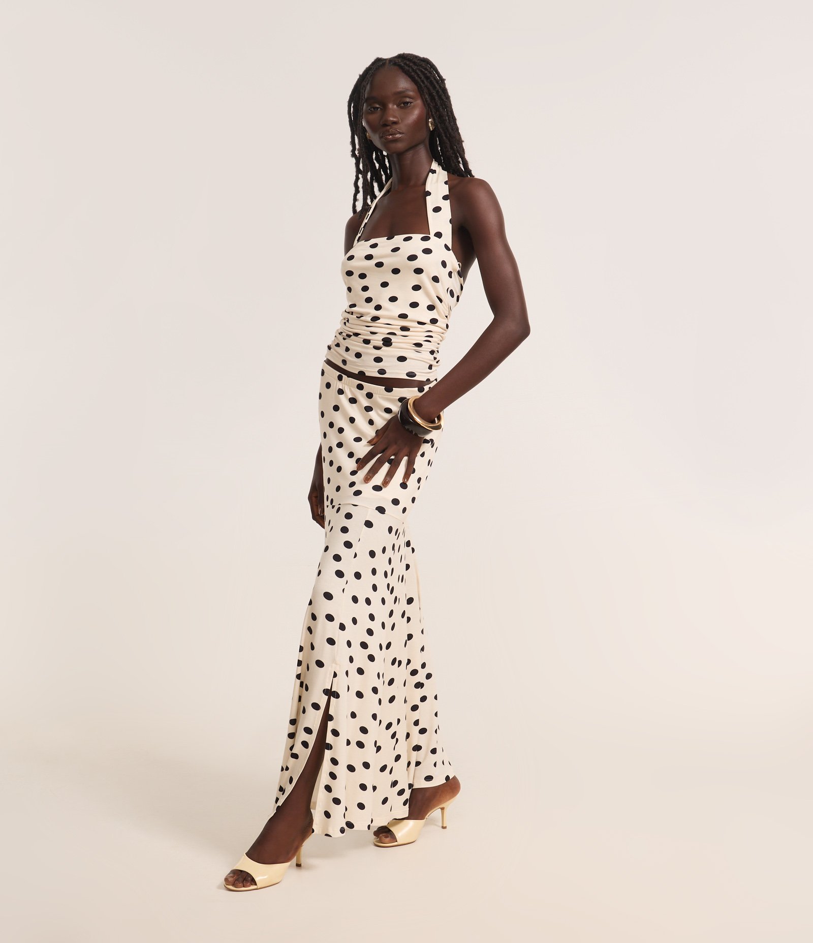 Saia Godê Long Midi em Viscose com Estampa Poá Bege 1