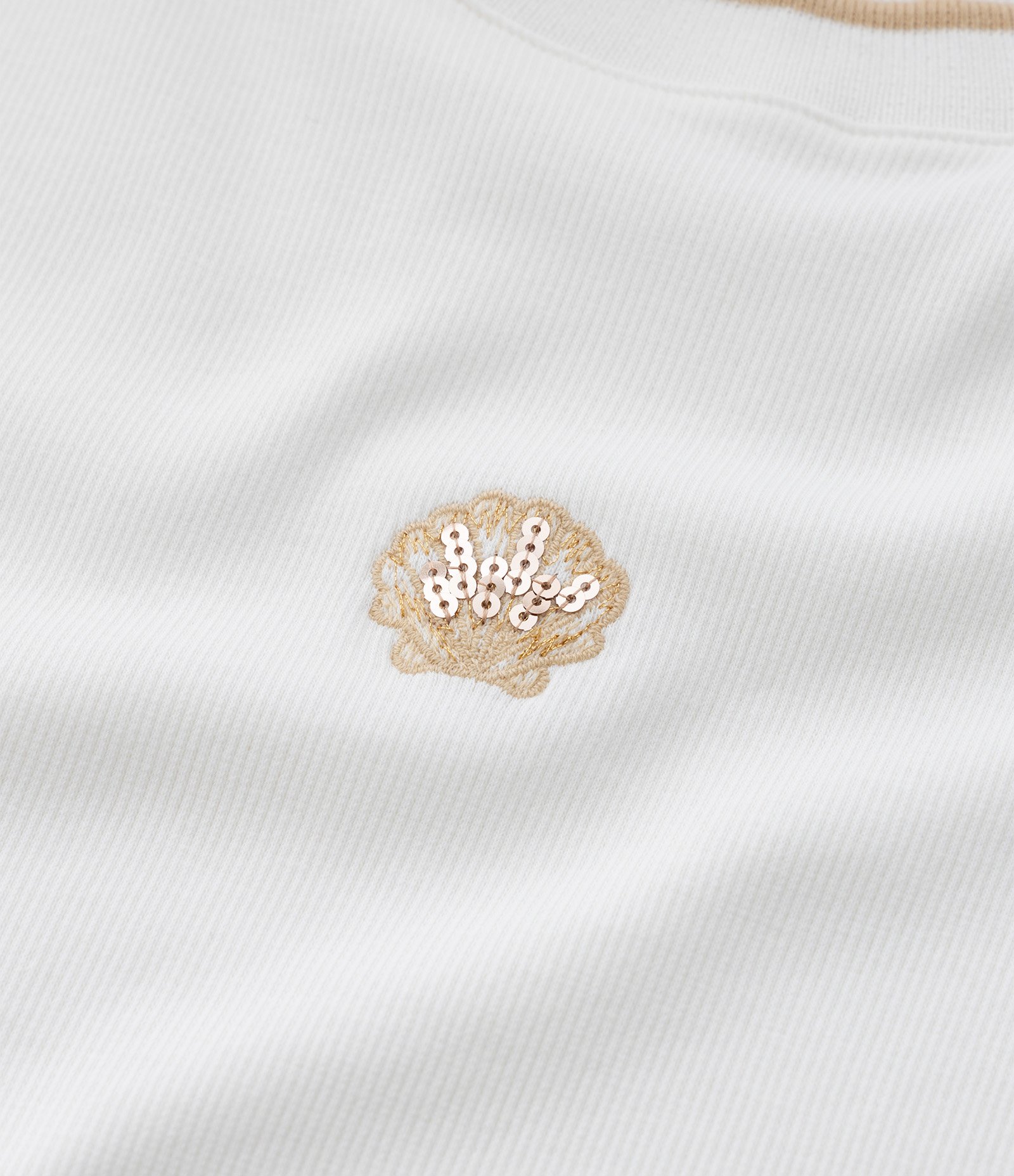 Blusa Regata em Ribana com Bordado de Concha Curve & Plus Size Snow White 5