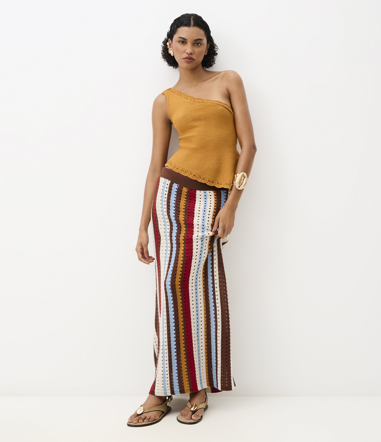 Blusa Ombro Só em Tricô com e Renda de Efeito Crochê Amarelo 3