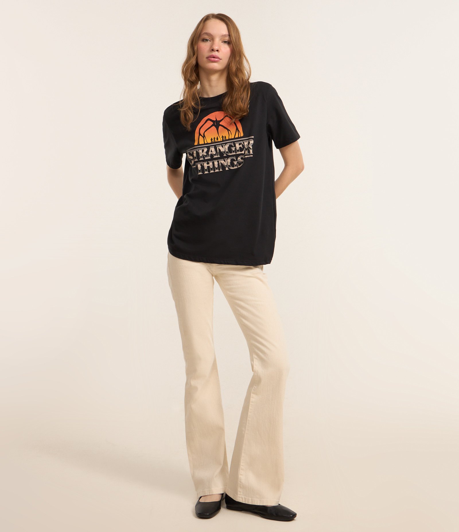 Camiseta T-Shirt em Algodão com Estampa Stranger Things Preto 2