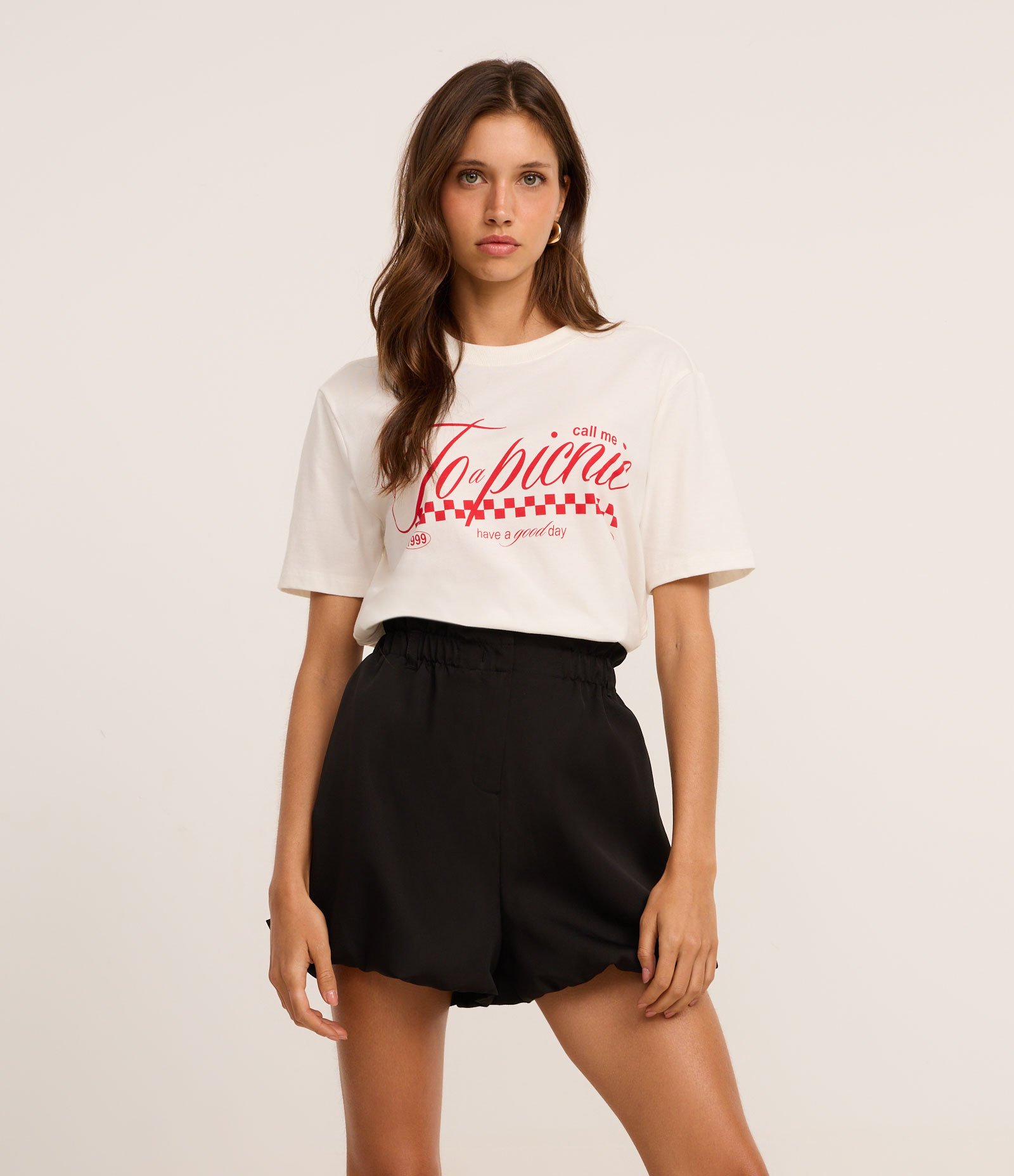 Short Clochard Balone Alfaiatado Preto 1