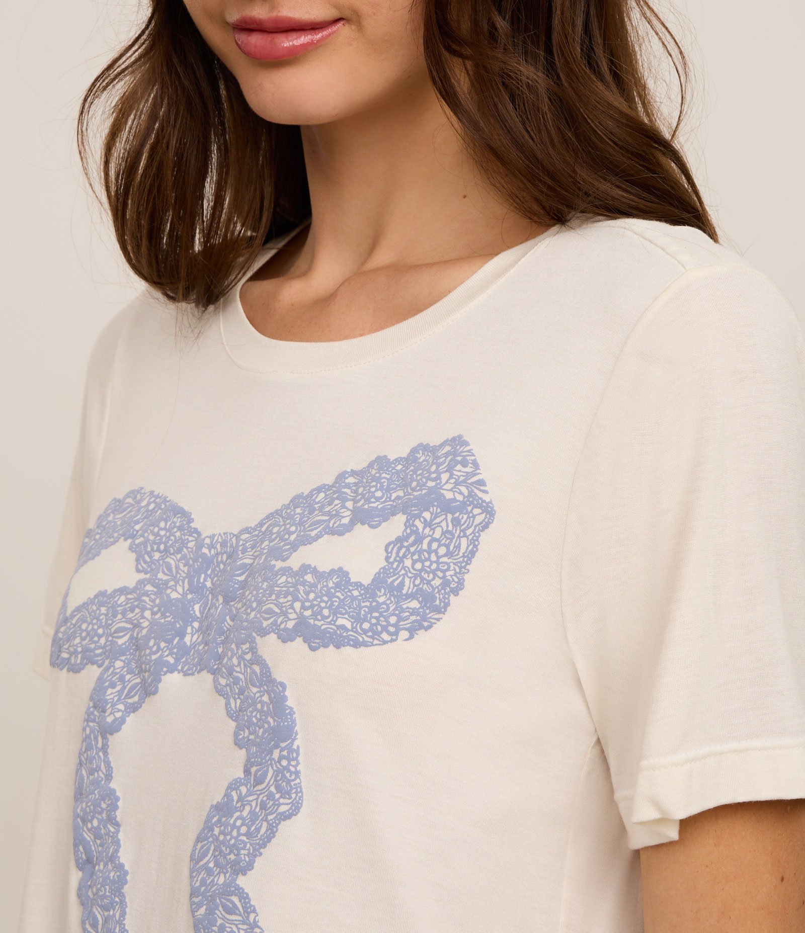 Blusa de Pijama em Viscose com Estampa de Laço Branco 3