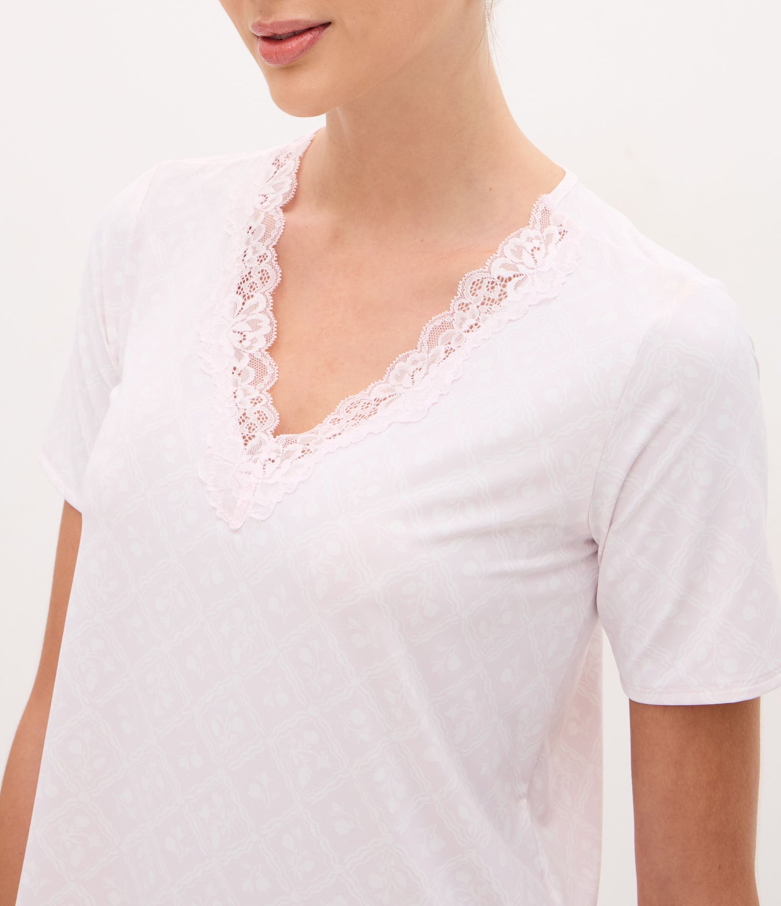 Pijama Capri em Microfibra com Renda e Estampa Floral Roxo 3