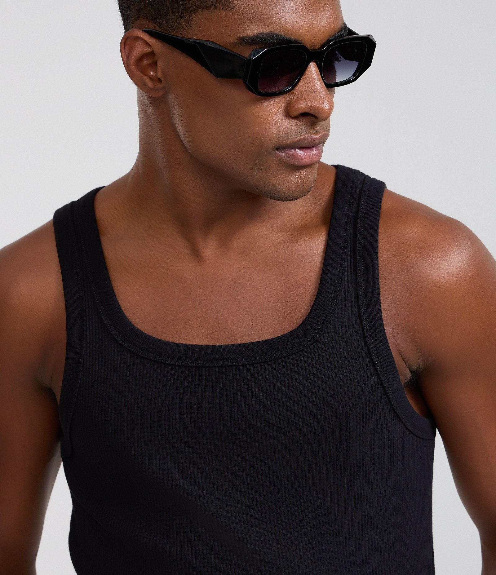 Regata em Ribana com Textura Canelada Preto 4