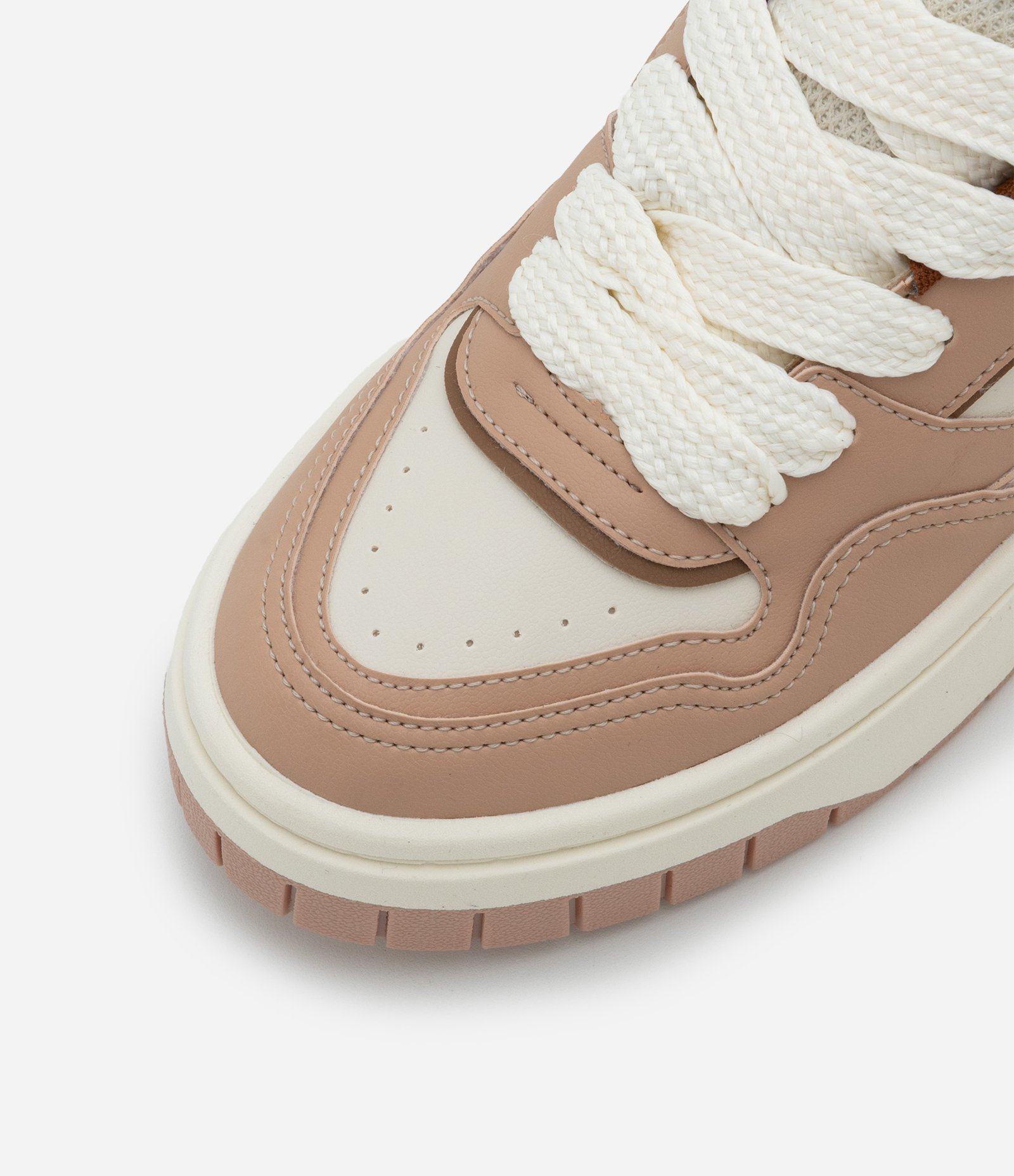 Tênis em PU com Recortes Contrastantes Rosa 4