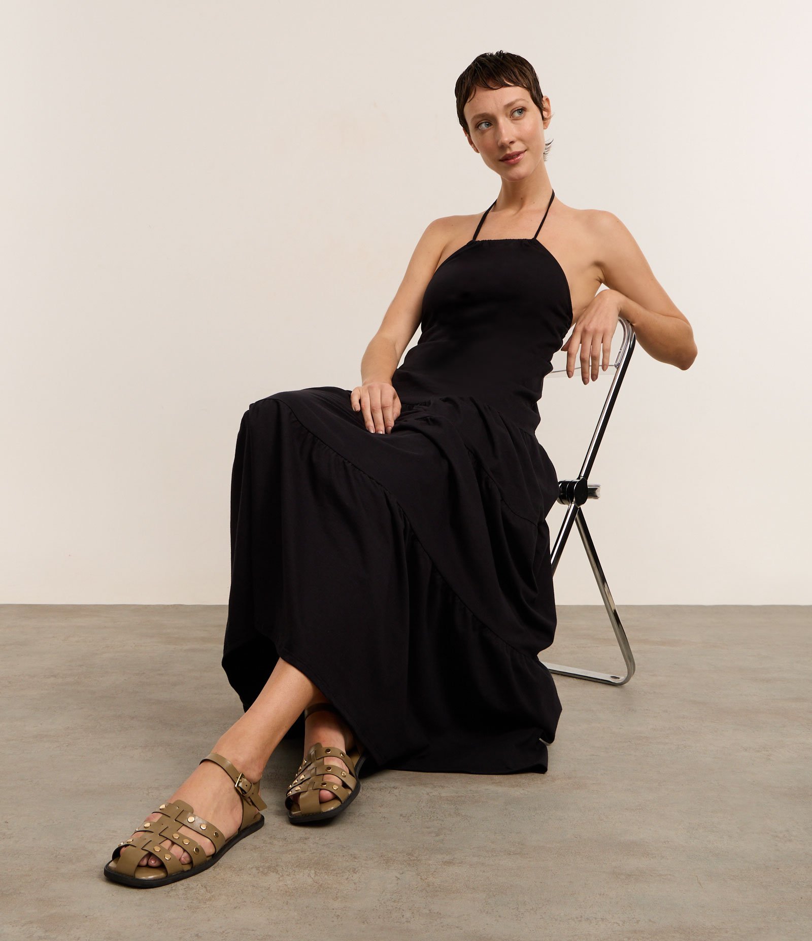 Sandália Rasteira Fisherman em PU com Tachas de Metal Verde 6