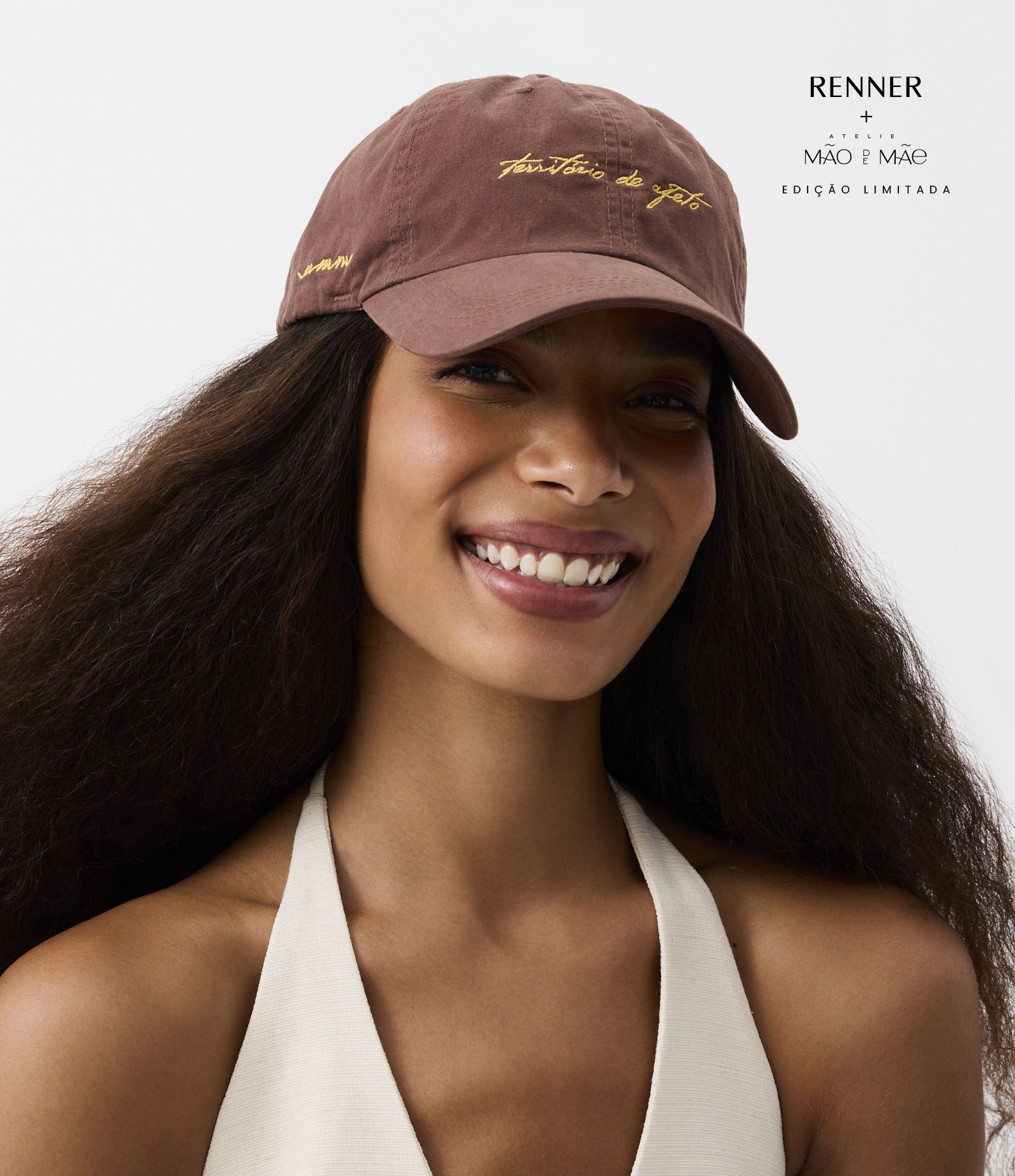 Boné Aba Curva em Sarja com Bordado Território de Afeto Marrom 1