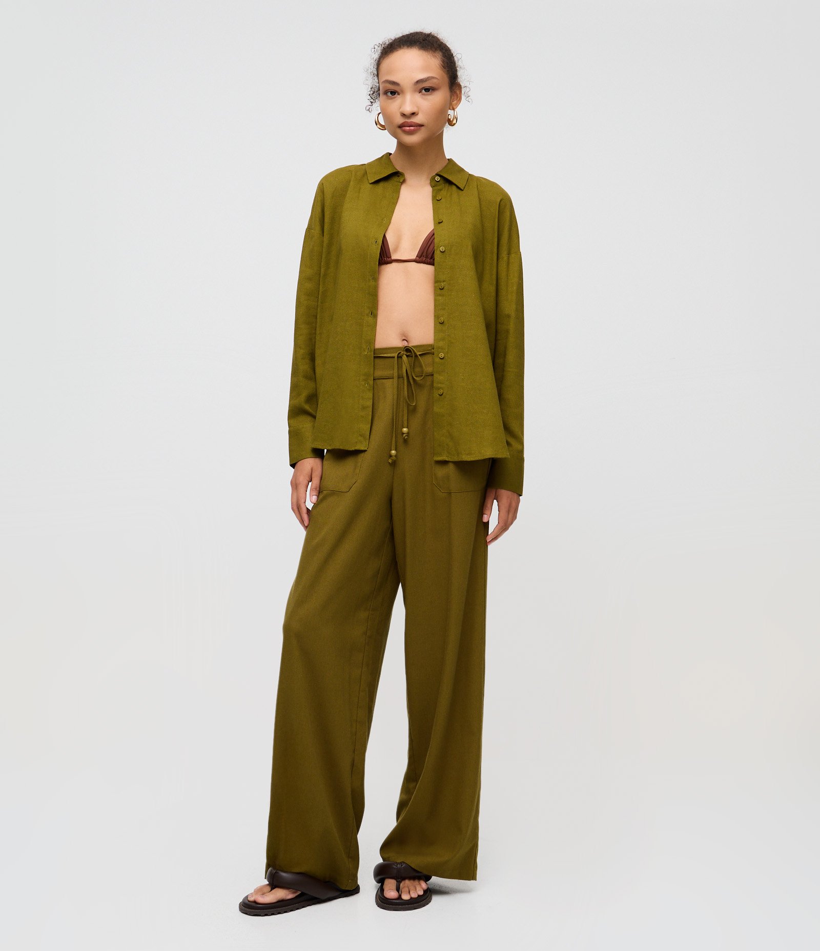 Calça Wide Leg em Viscolinho com Amarração Verde Militar 1