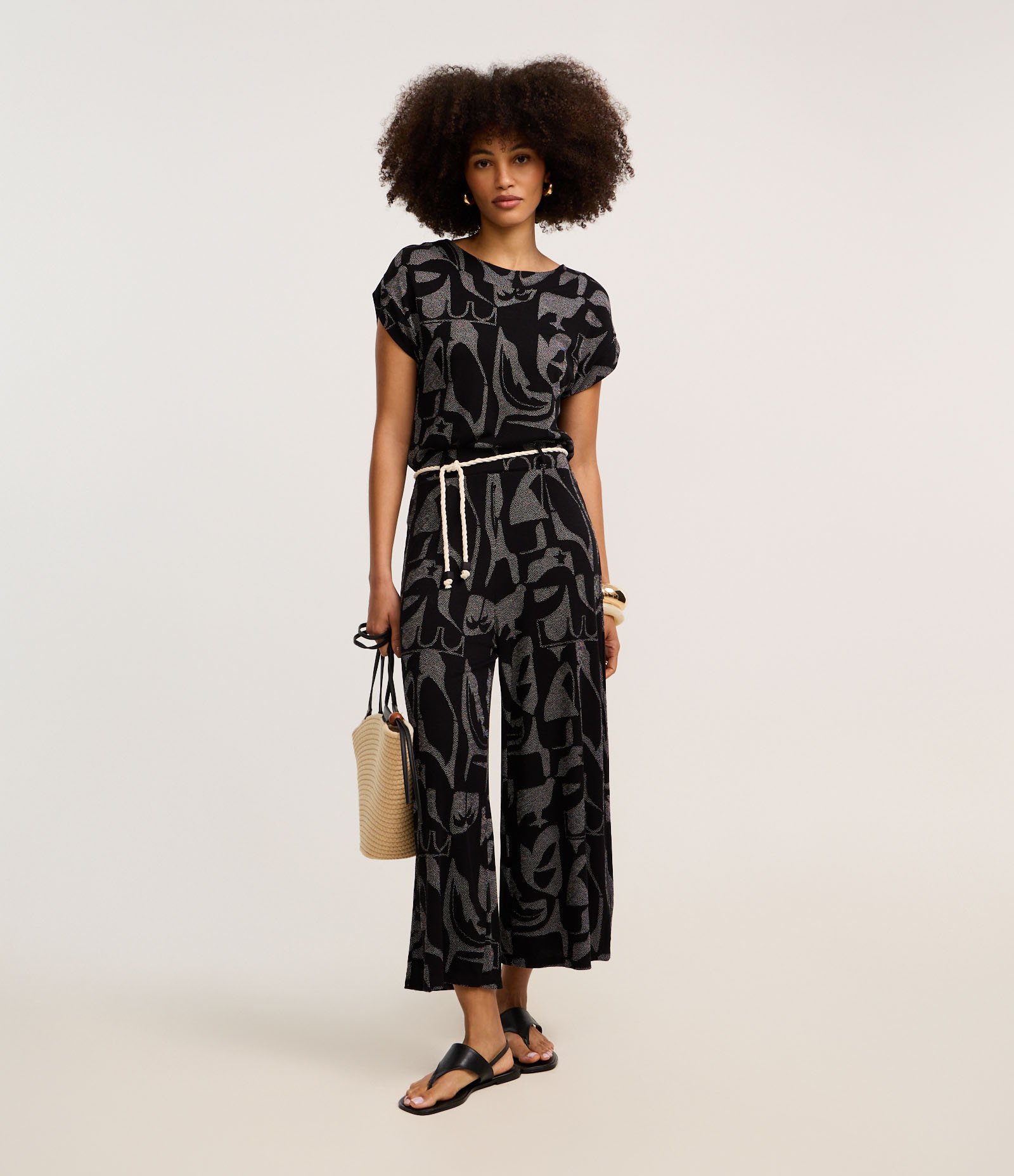 Blusa em Ribana com Estampa Abstrata Preto 2