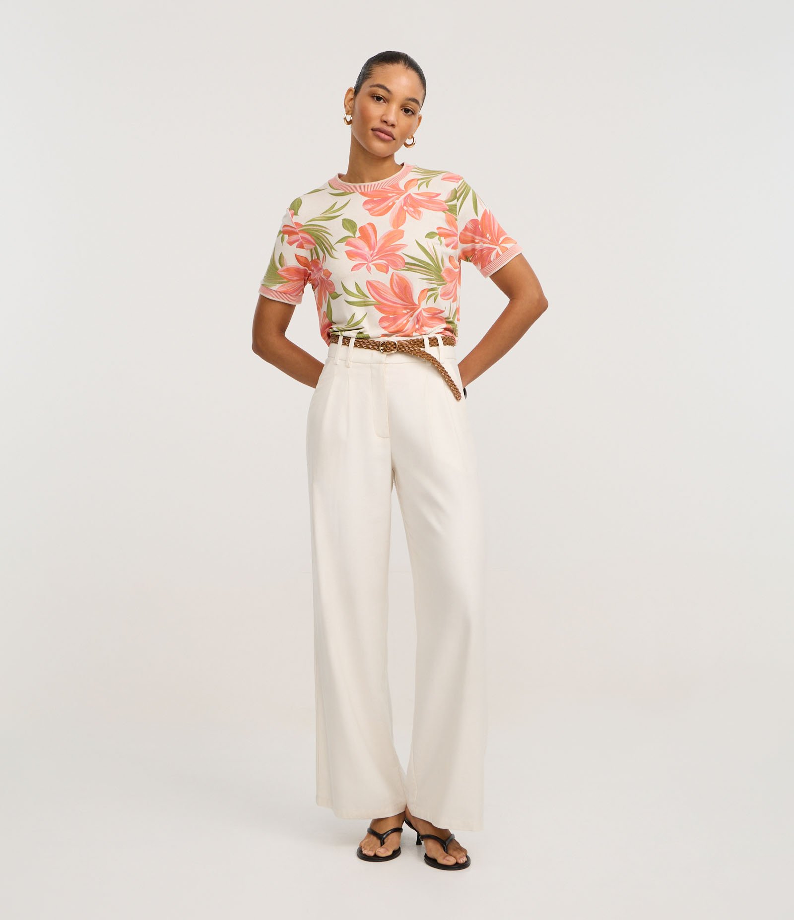 Blusa em Viscolycra com Gola de Tricô e Estampa Floral Multicores 2