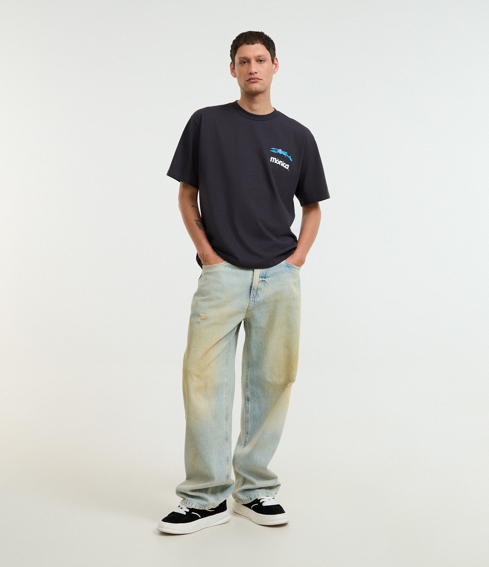 Camiseta Boxy em Algodão com Estampa Mônica e Sansão Preto 3