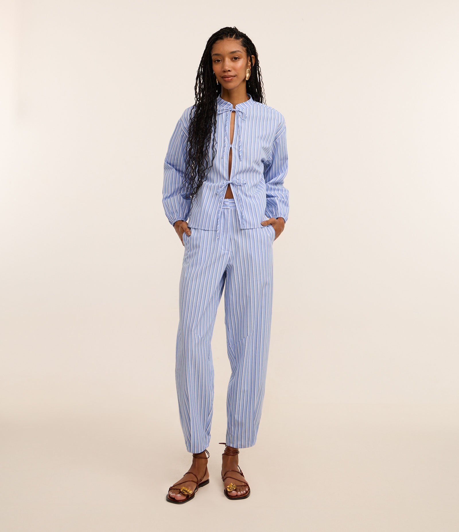 Calça Balloon Cropped com Cintura Alta e Listras Azul 1