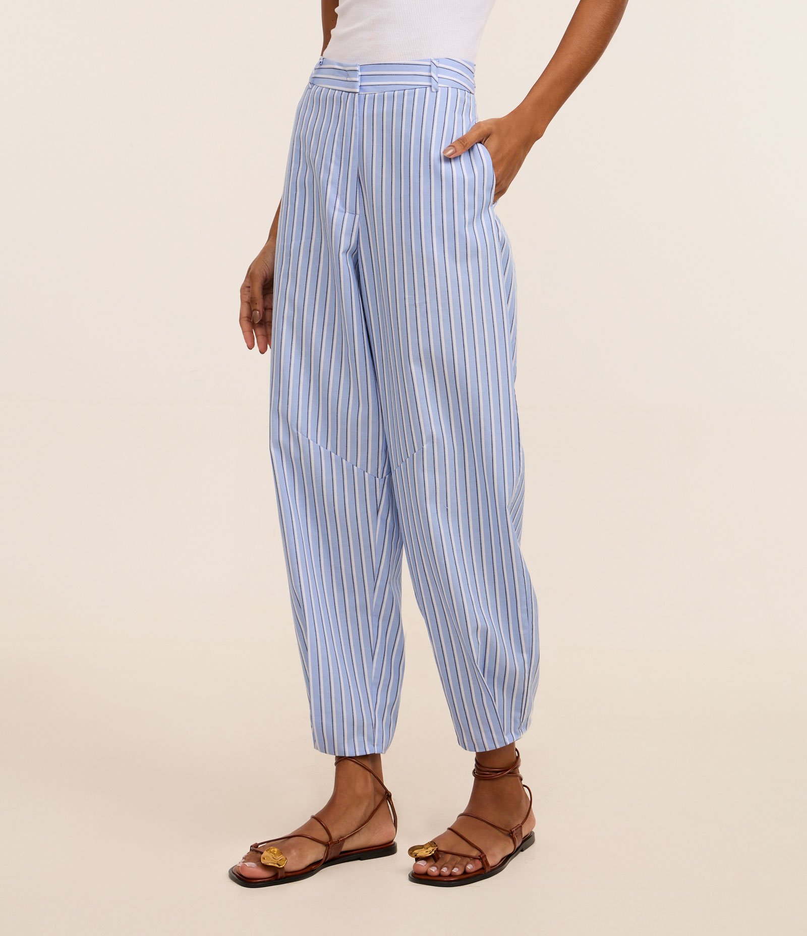 Calça Balloon Cropped com Cintura Alta e Listras Azul 2