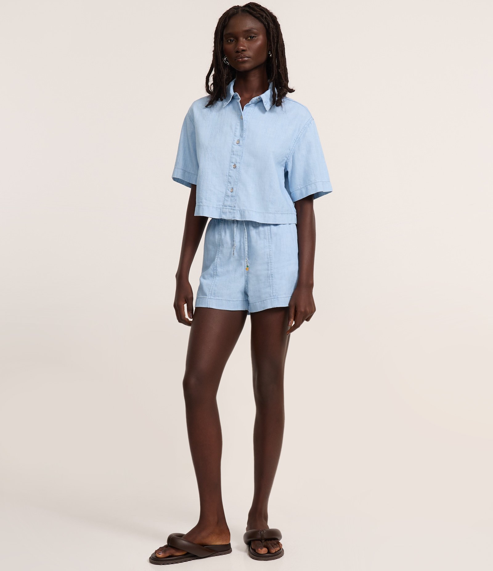 Camisa Boxy em Jeans com Gola Polo Claro 2