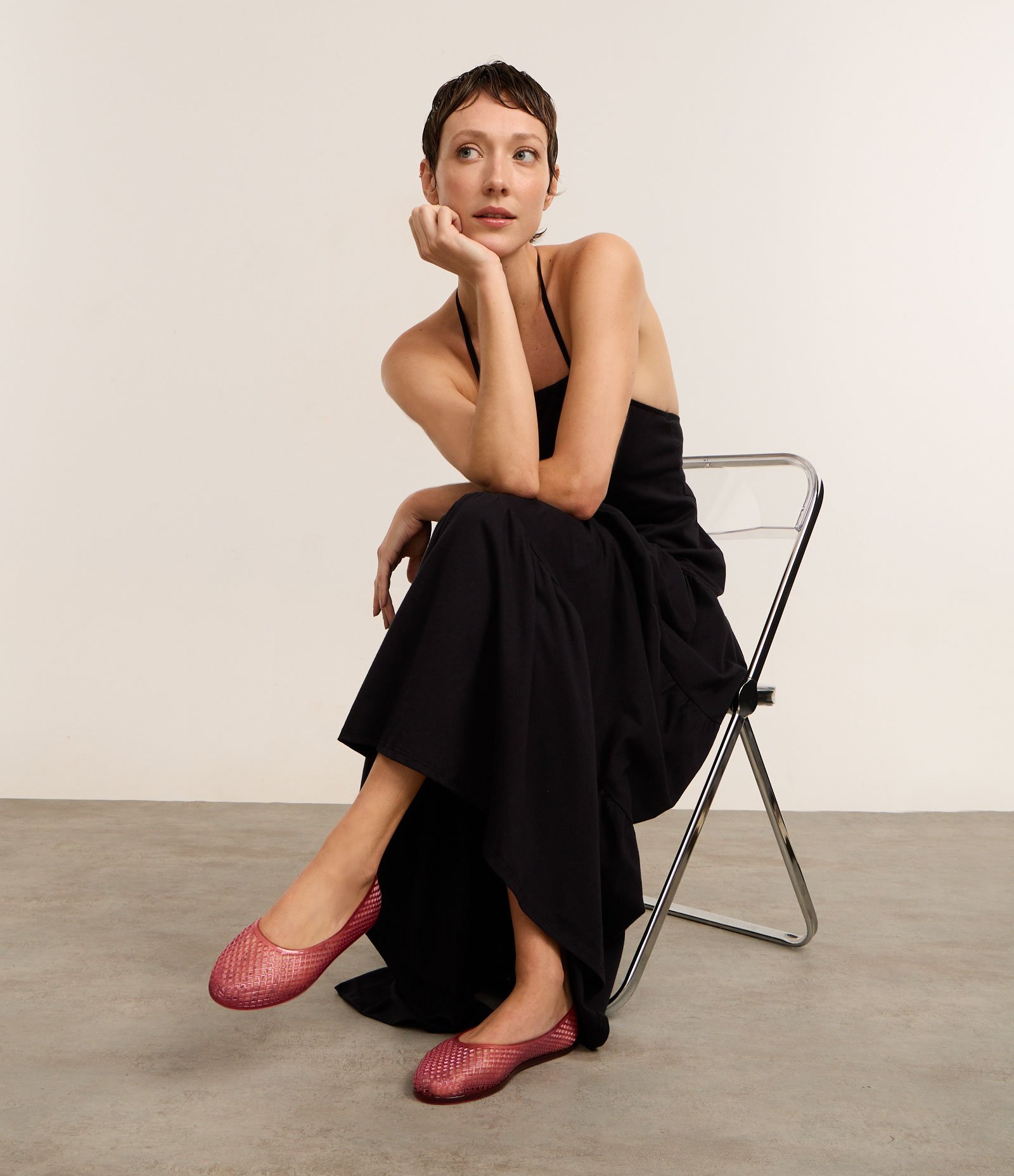 Sapatilha em Jelly com Furinhos Rosa 2