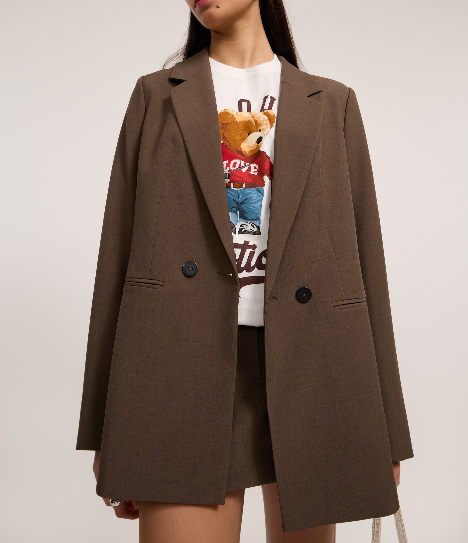 Blazer Alongado em Alfaiataria Marrom 3