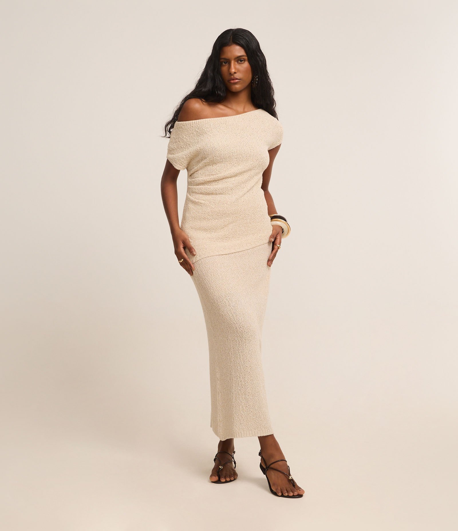 Saia Reta Midi em Tricô com Elástico no Cós Bege 1