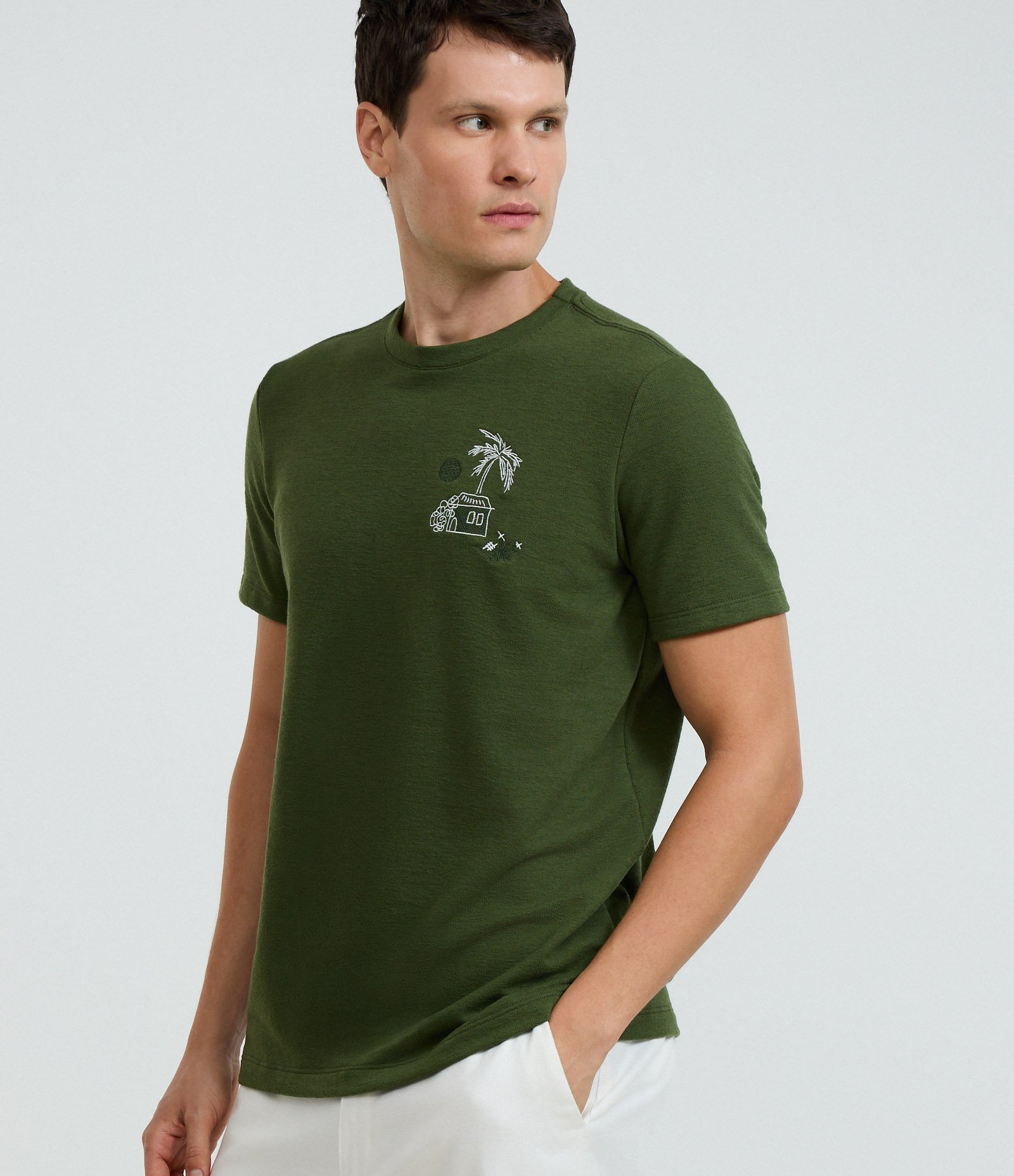 Camiseta Regular em algodão Texturizado com Estampa Tropical Verde 1