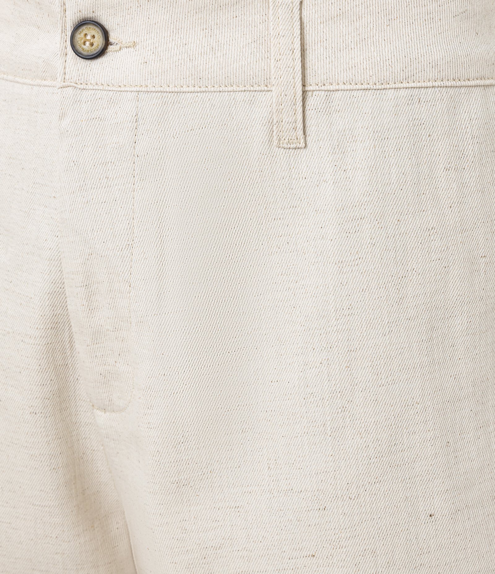 Bermuda de Alfaiataria em Viscolinho com Bolsos Bege 6