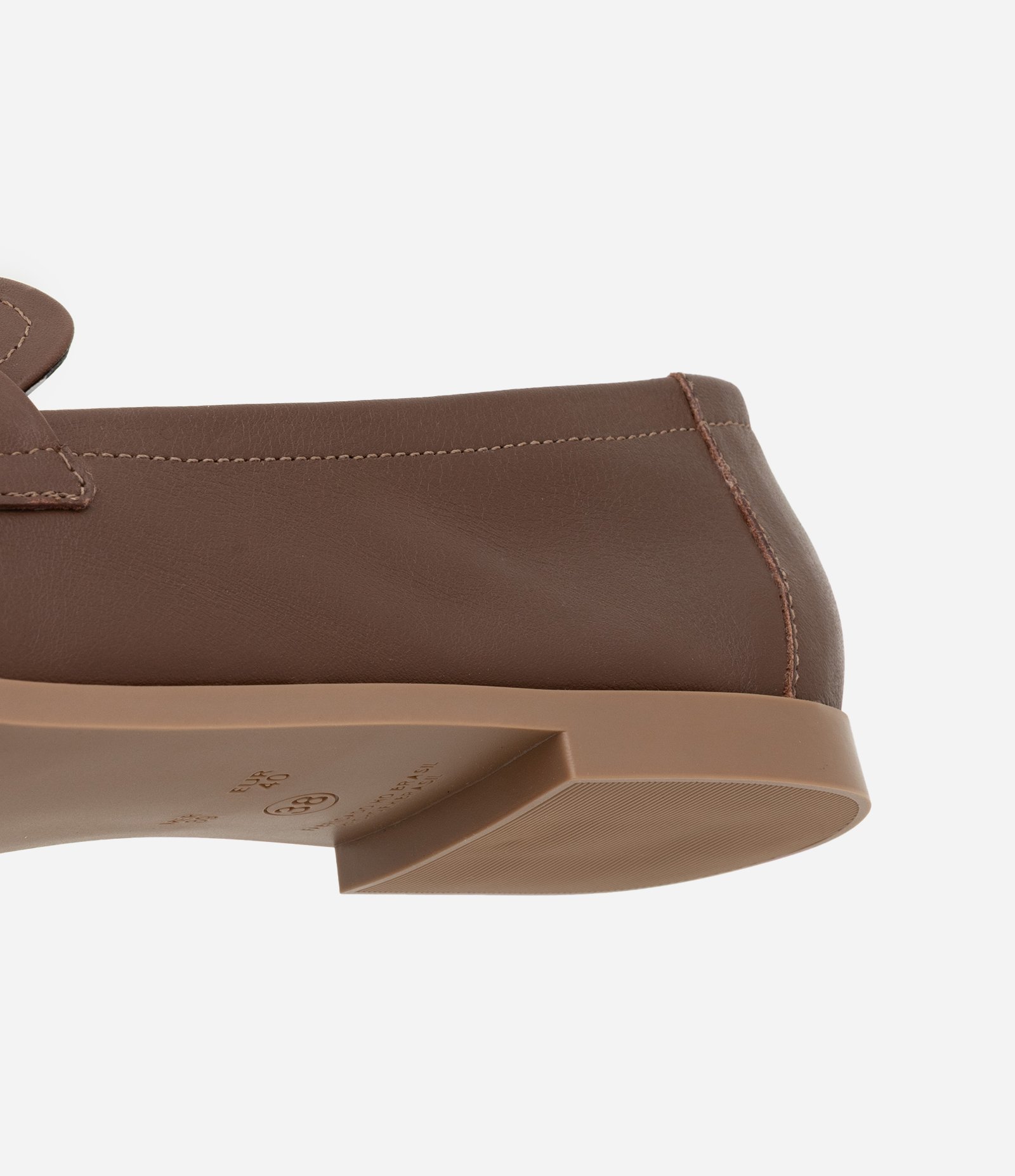 Sapato Mocassim em Couro com Bridão Contrastante Marrom 3