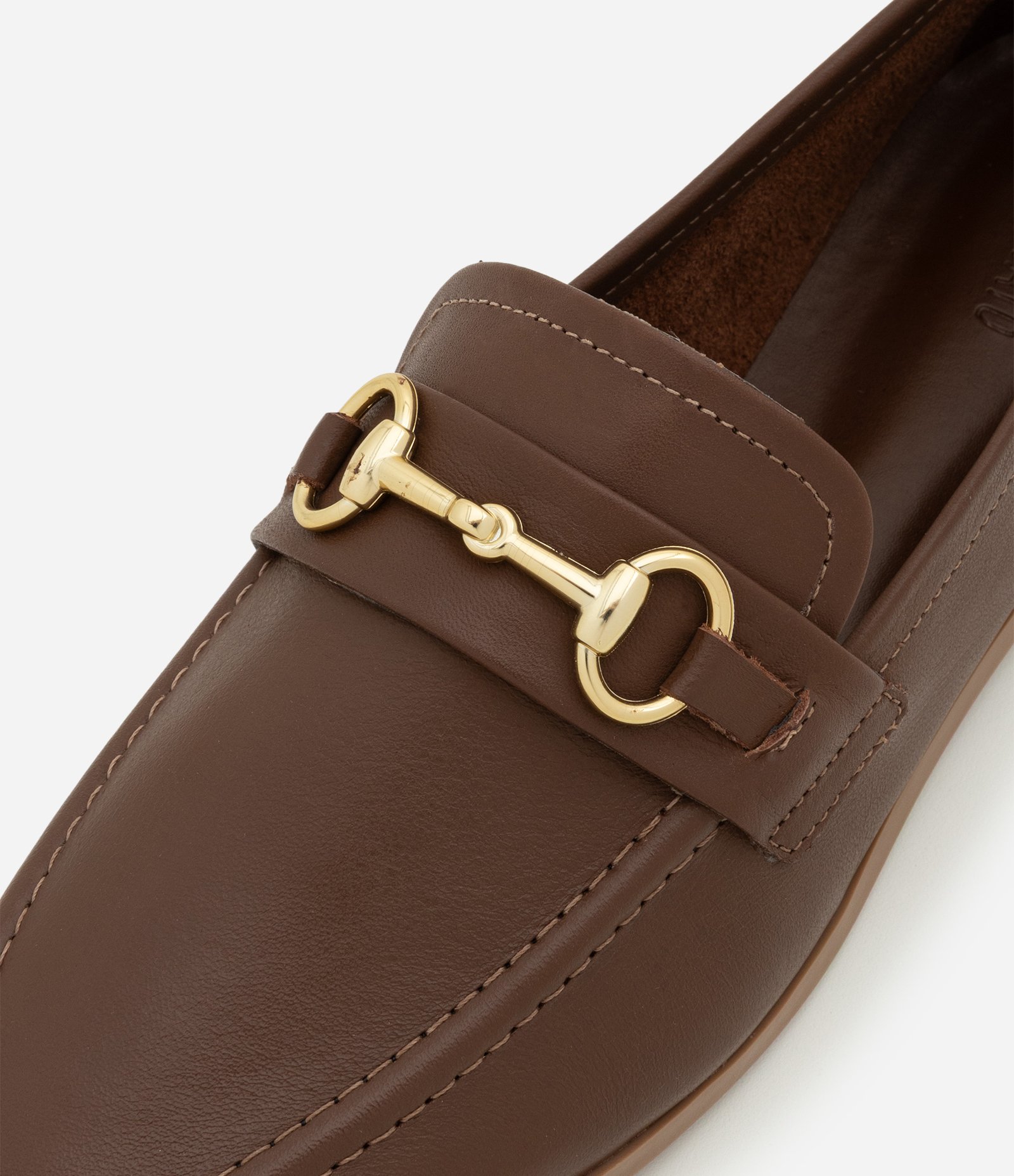 Sapato Mocassim em Couro com Bridão Contrastante Marrom 5