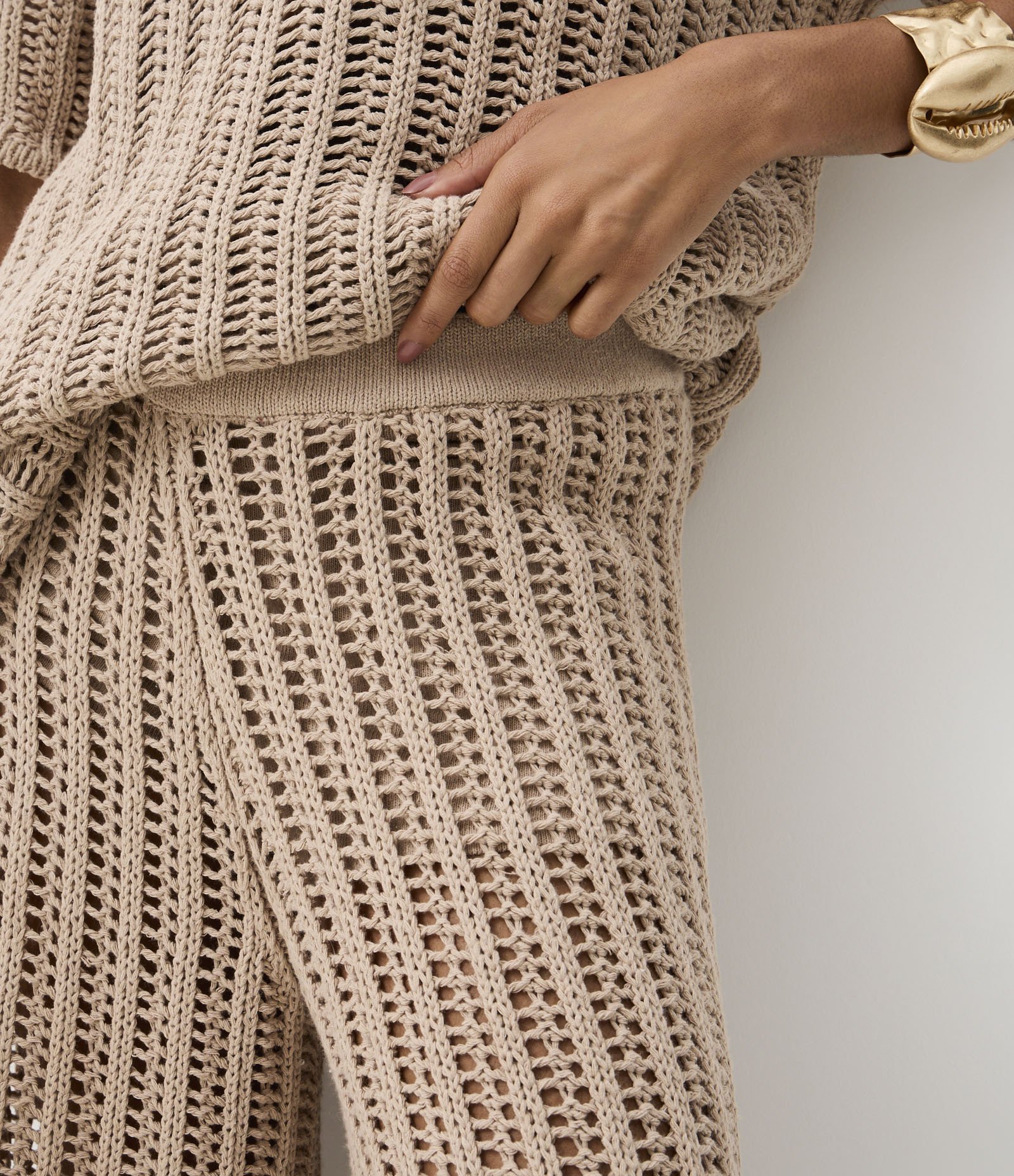 Calça em Tricô com Ponto Vazado e Puxadores Marrom 6