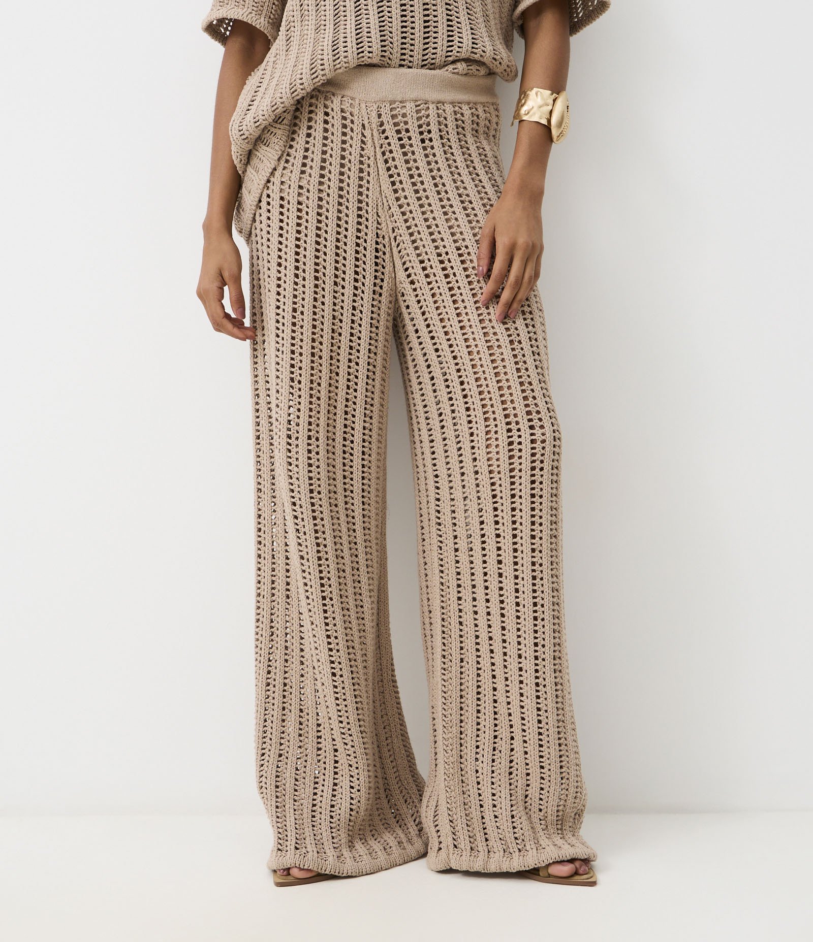 Calça em Tricô com Ponto Vazado e Puxadores Marrom 7