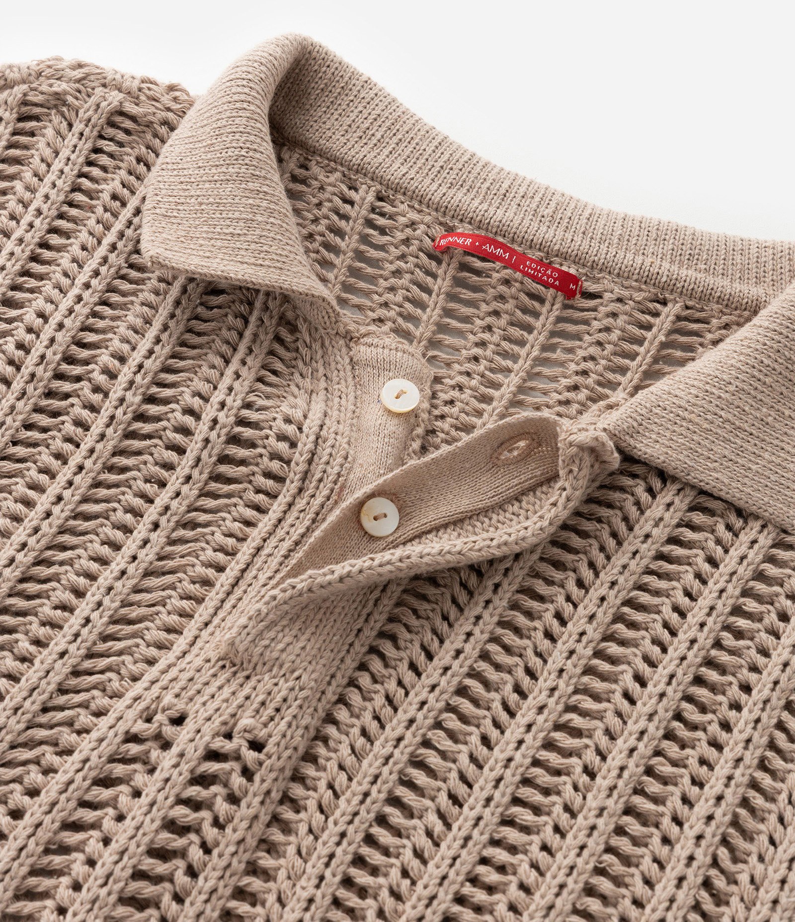 Camisa em Tricô com Ponto Vazado de Efeito Crochê Bege 10