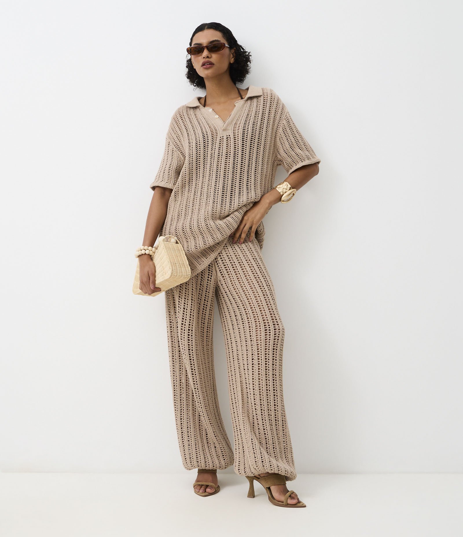 Camisa em Tricô com Ponto Vazado de Efeito Crochê Bege 3