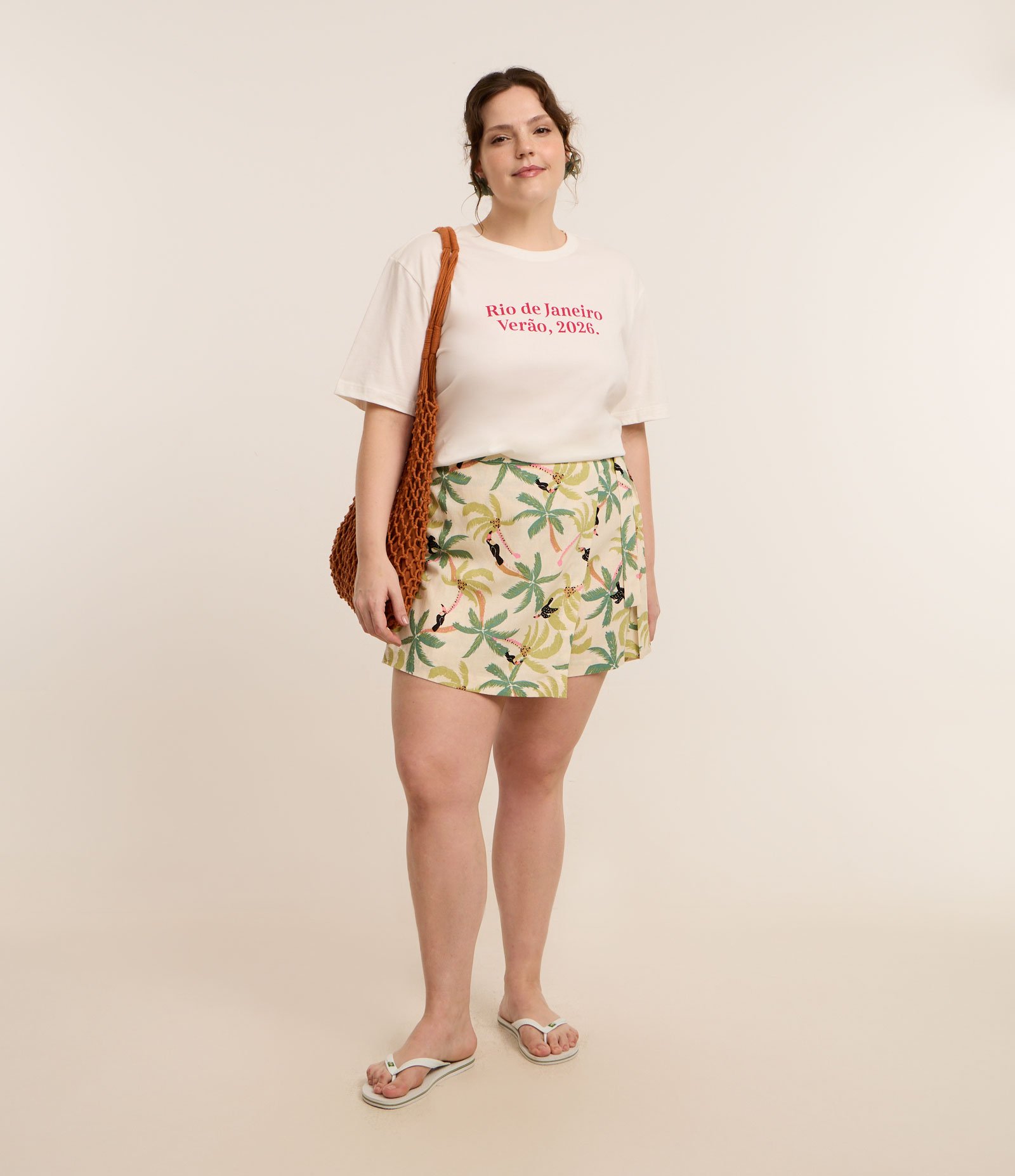 Camiseta Alongada em Algodão com Estampa Rio de Janeiro 2026 Curve & Plus Size Branco 2