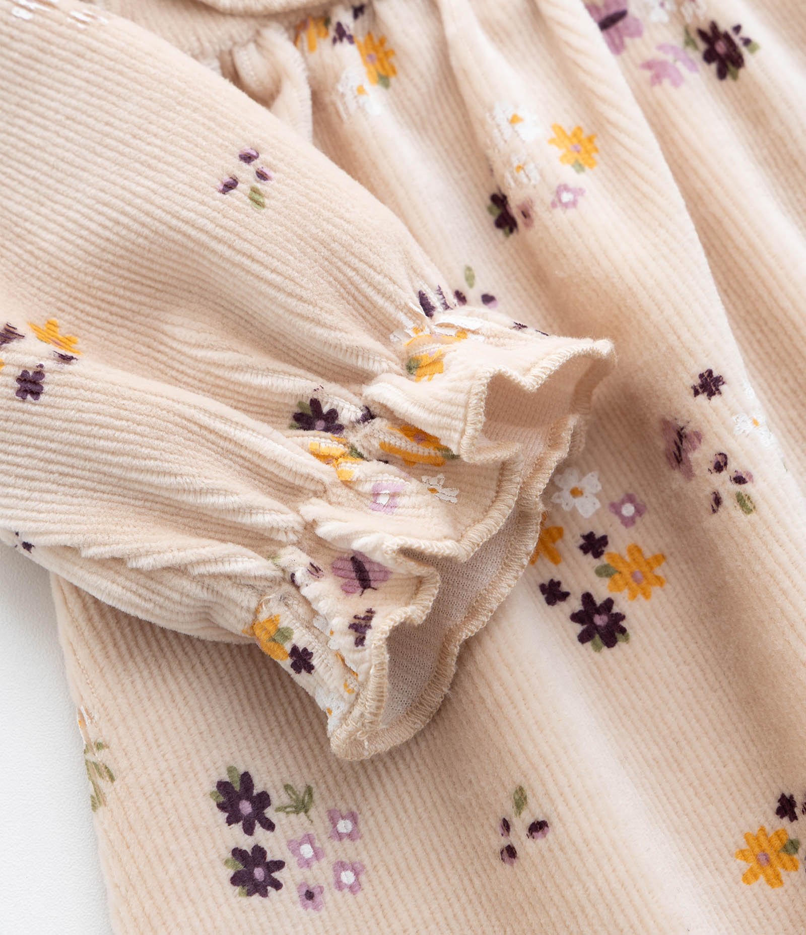 Vestido Infantil em Ribana Floral com Babado e Meia Calça – Tam 0 a 18 Meses Bege Claro 9