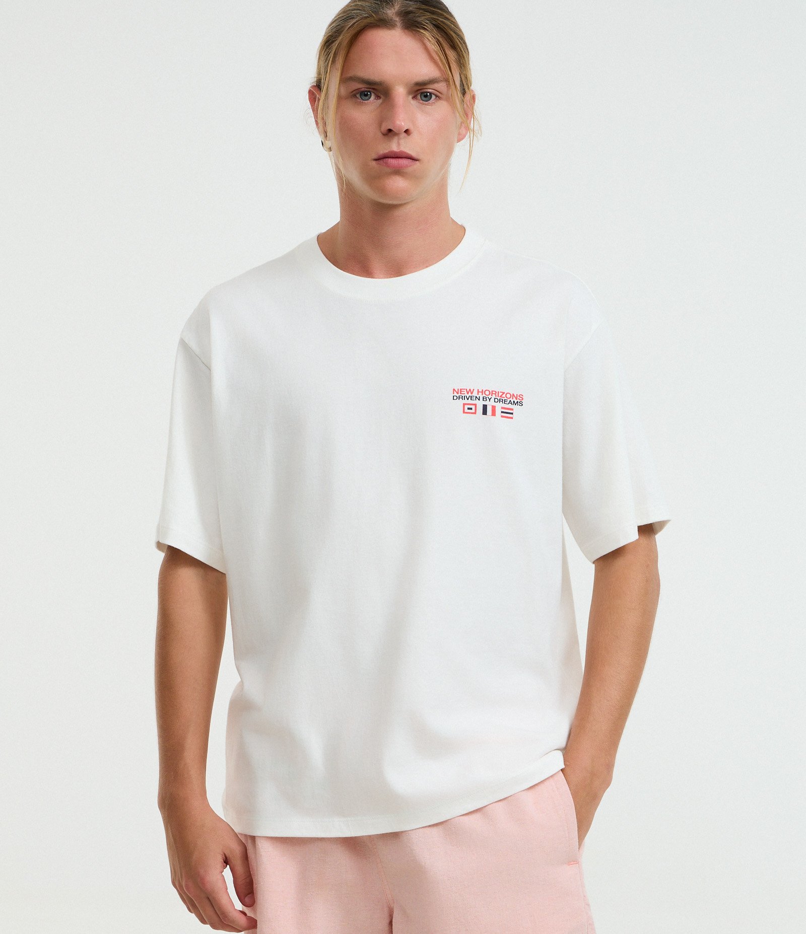 Camiseta Boxy em Malhão com Estampa Frente e Costas de Barco Branco 1