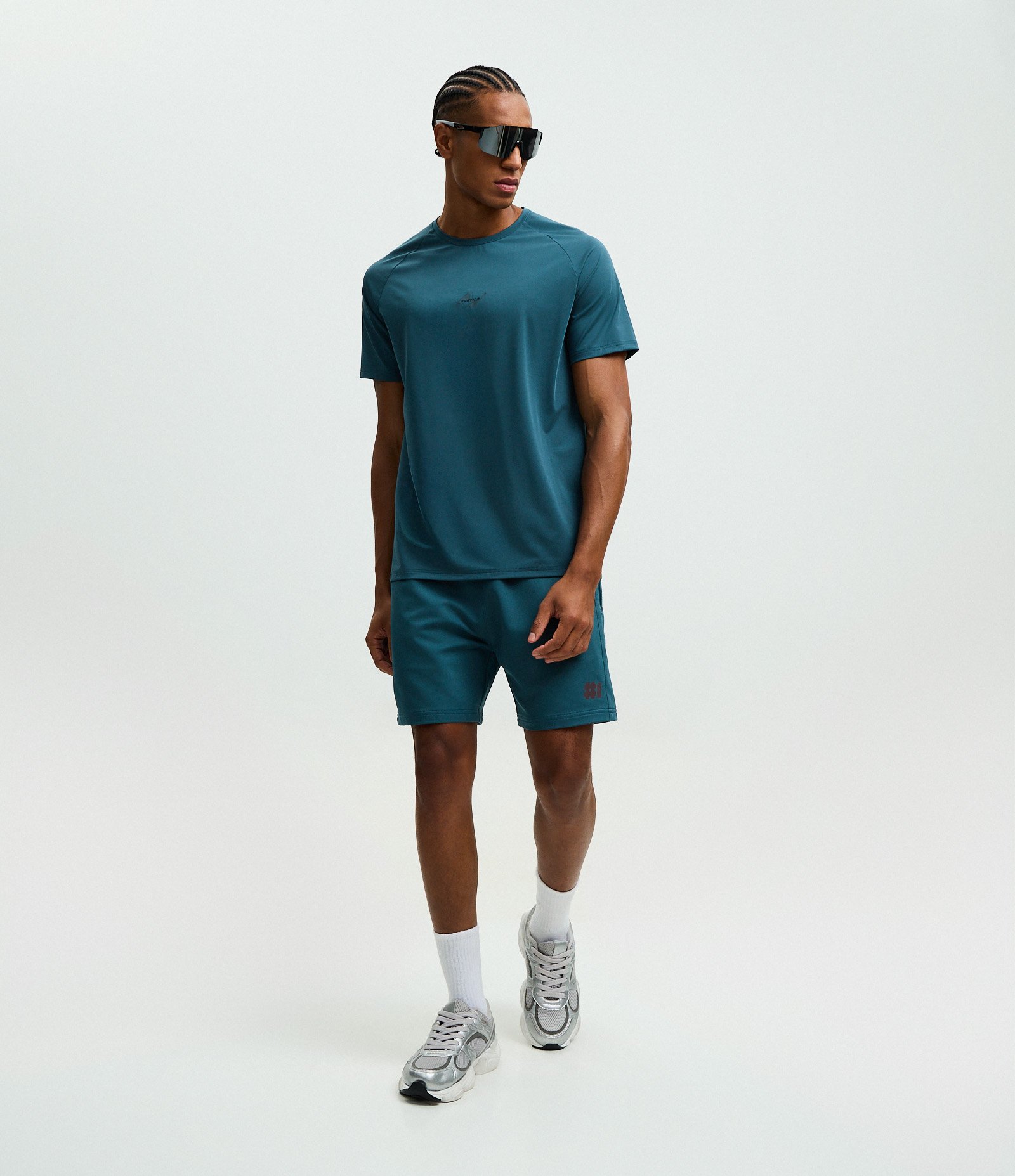 Camiseta Esportiva com Tecnologia Dry e Laser Cut Azul 2